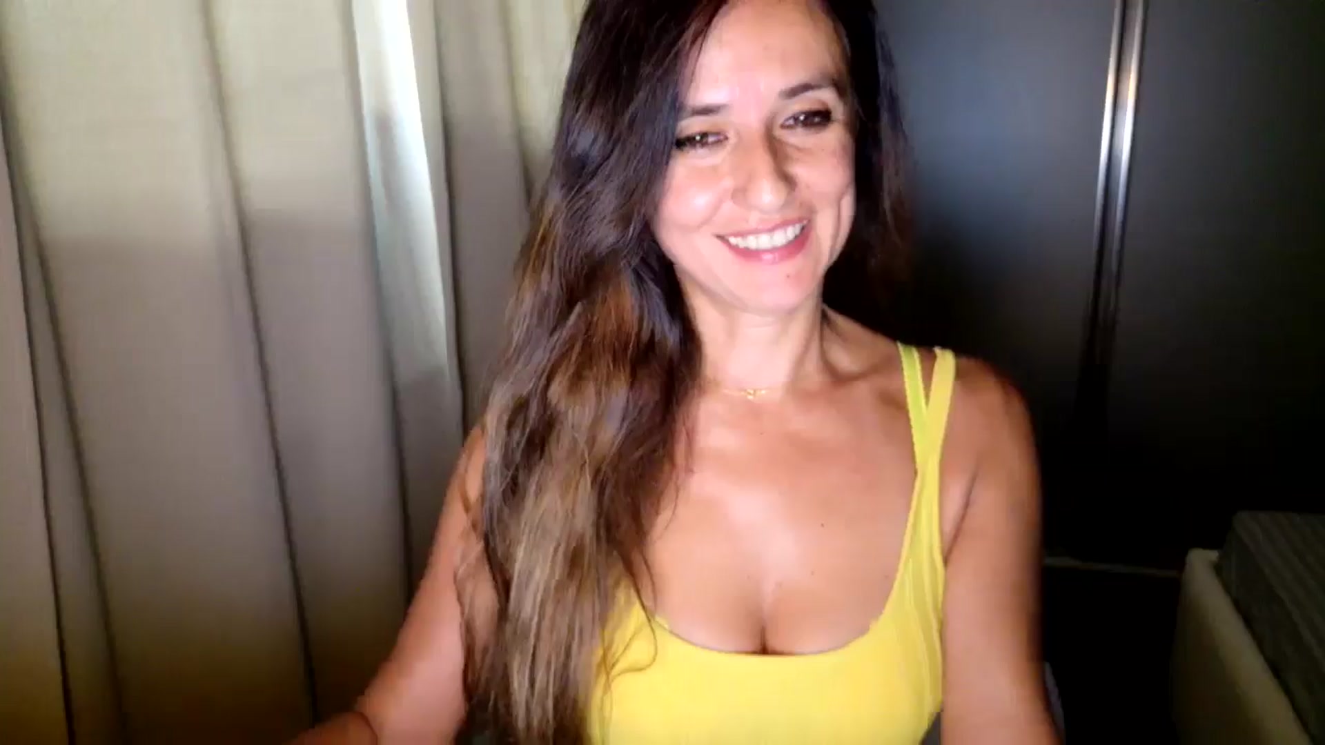 Gallery image thumbnail from DANIELLE's myfreecams stream on, 07/17/2025, 08:06 image 16 of 20