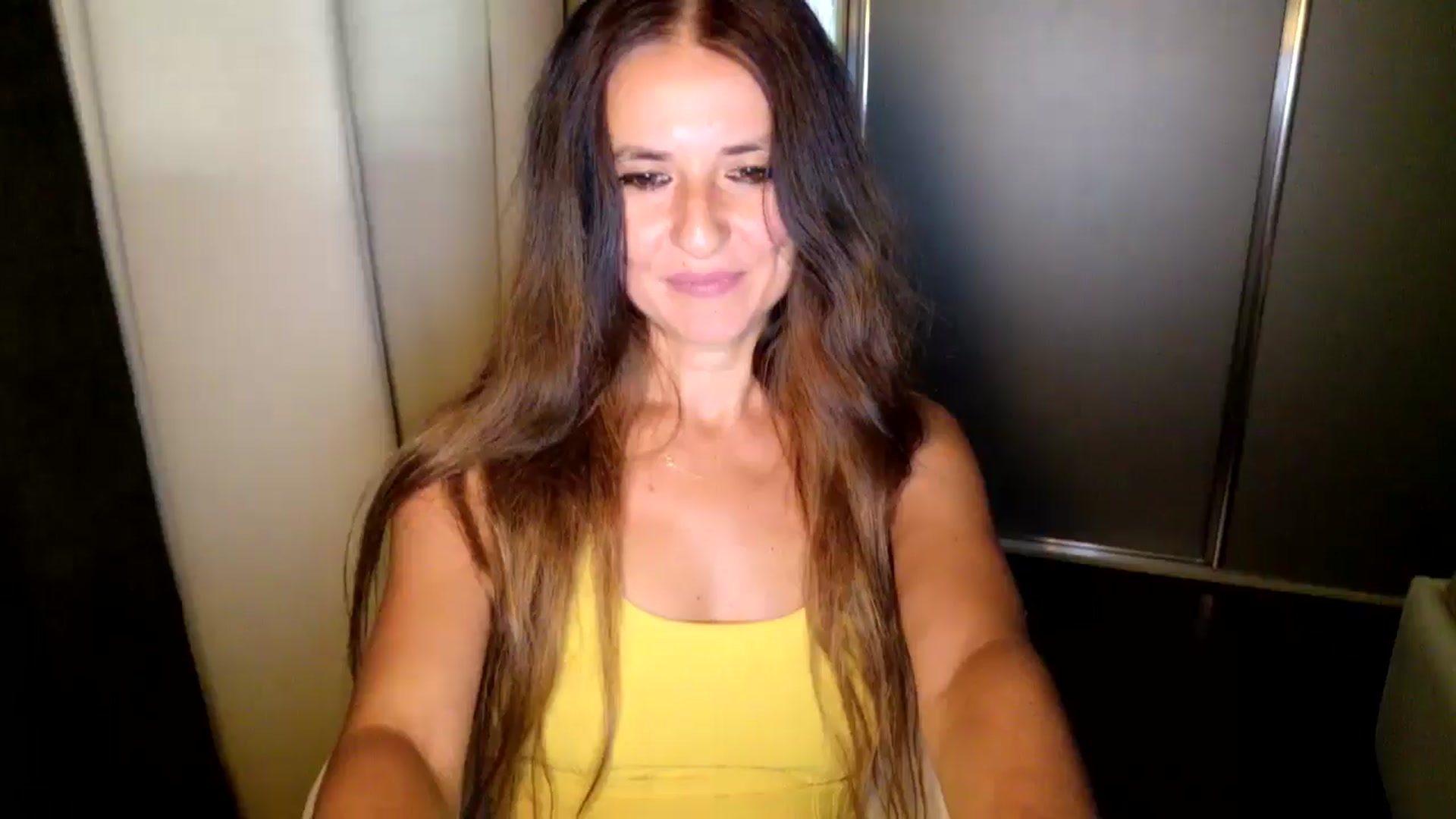 Gallery image thumbnail from DANIELLE's myfreecams stream on, 07/25/2025, 05:34 image 1 of 20