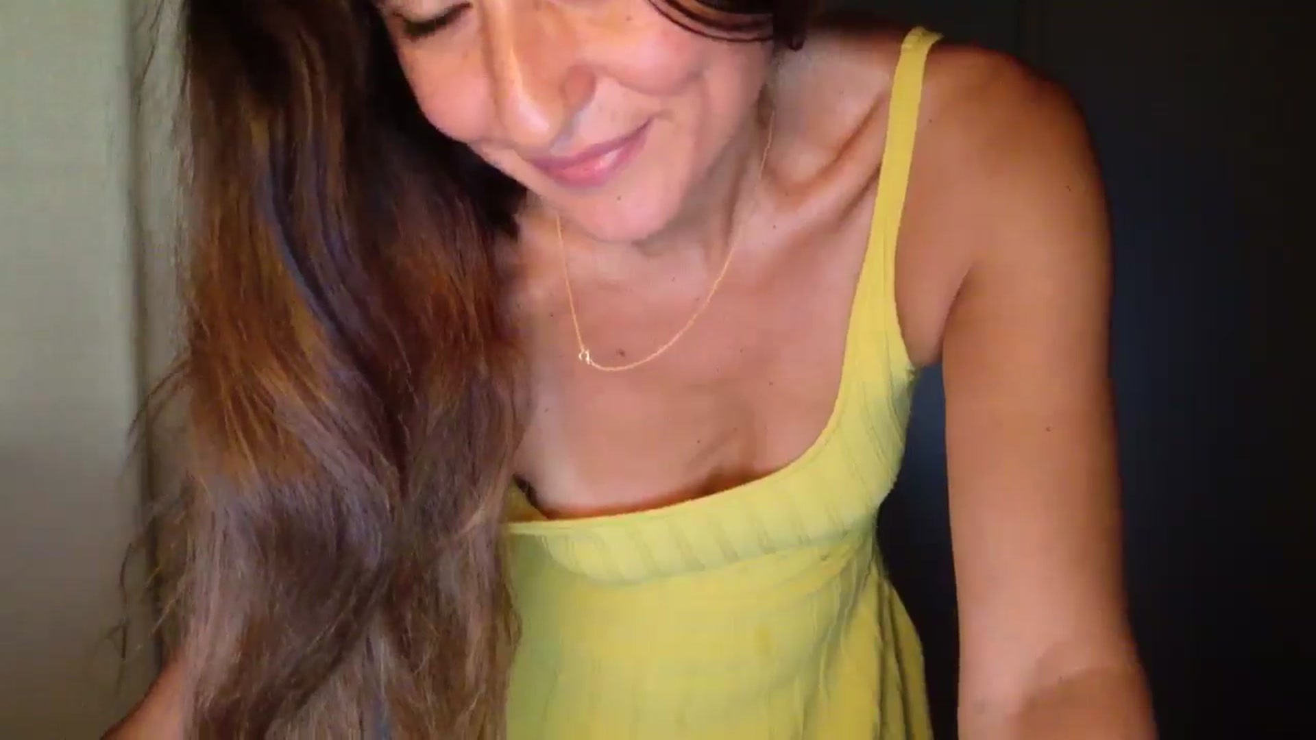 Gallery image thumbnail from DANIELLE's myfreecams stream on, 07/25/2025, 05:51 image 13 of 20