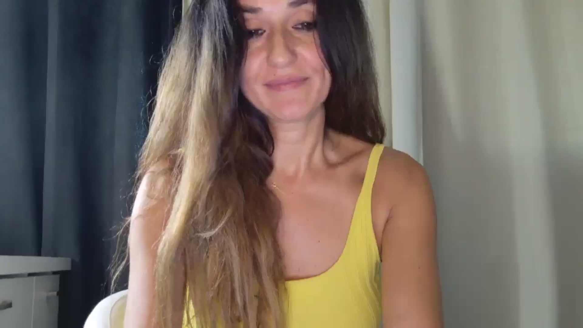 Gallery image thumbnail from DANIELLE's myfreecams stream on, 07/25/2025, 06:30 image 16 of 20