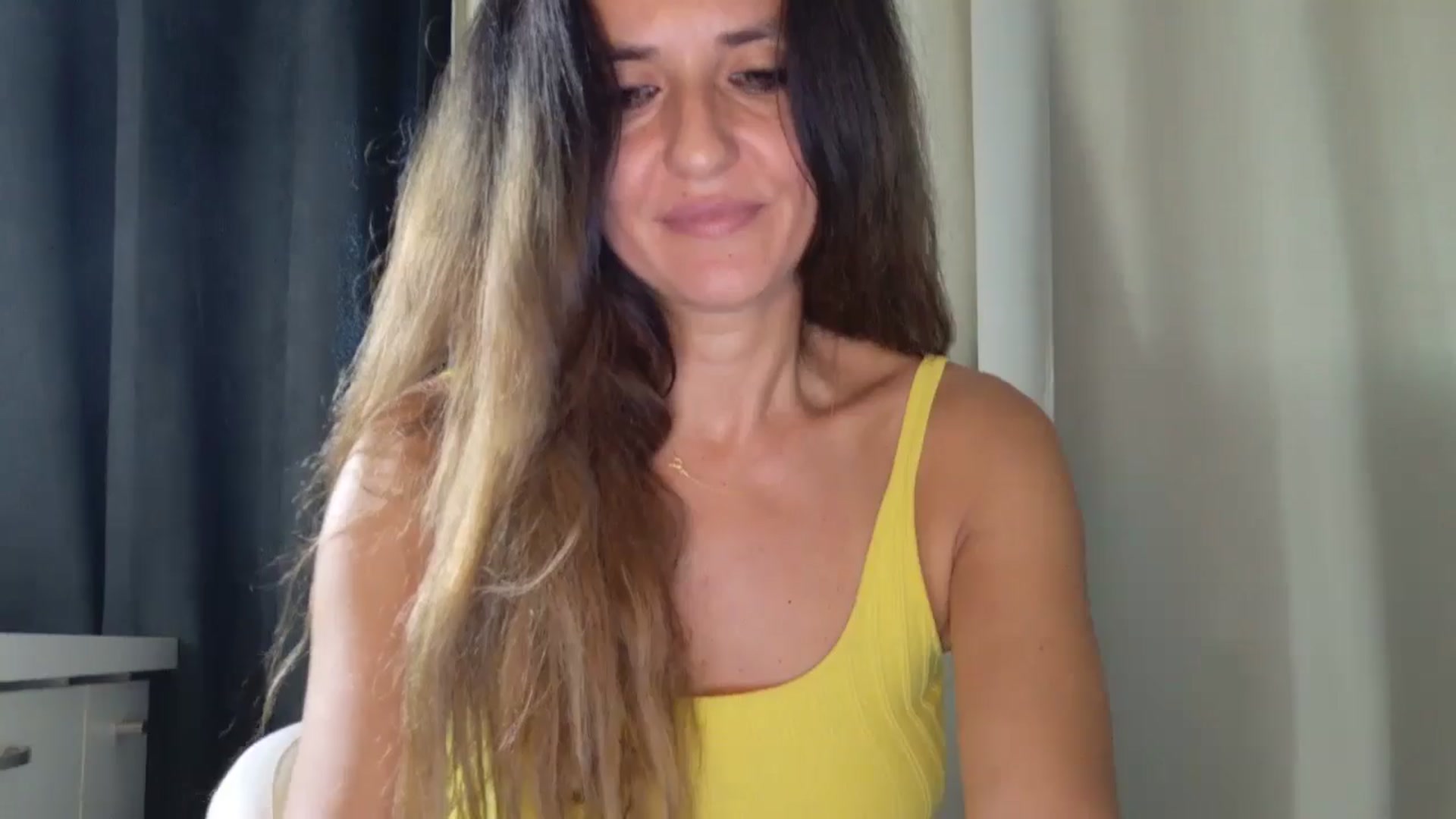 Gallery image thumbnail from DANIELLE's myfreecams stream on, 07/25/2025, 06:30 image 18 of 20
