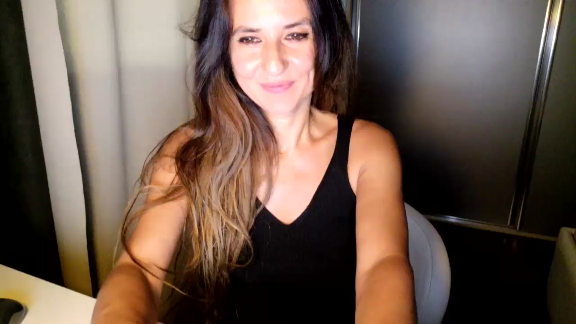 Gallery image thumbnail from DANIELLE's myfreecams stream on, 07/31/2025, 05:43 image 5 of 20