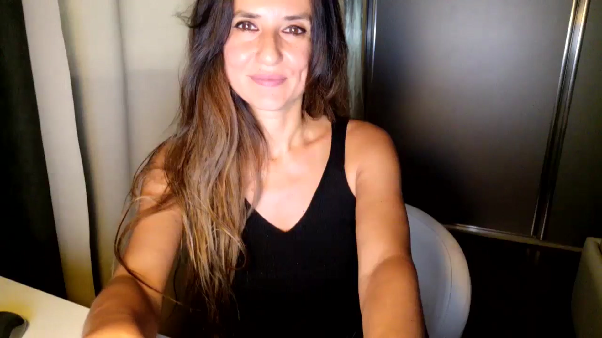 Gallery image thumbnail from DANIELLE's myfreecams stream on, 07/31/2025, 05:43 image 6 of 20