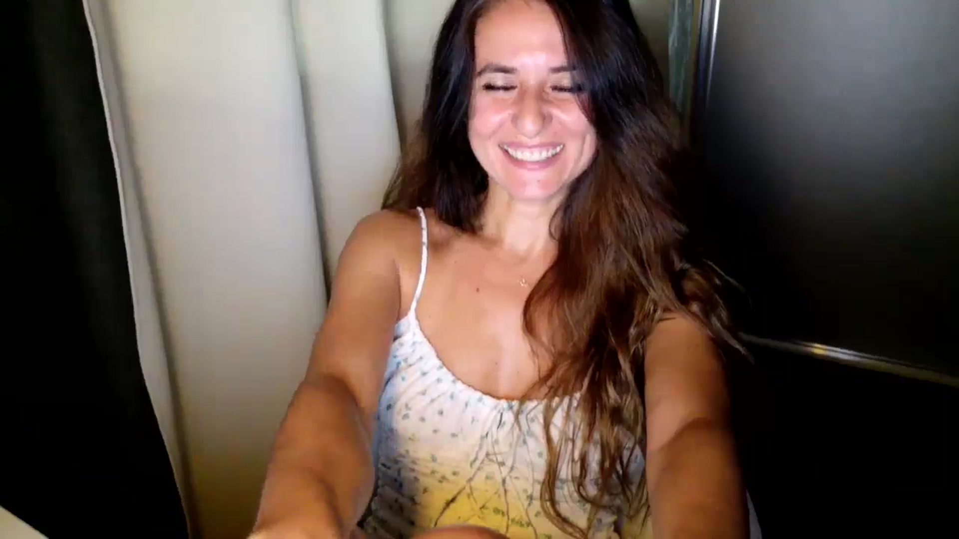 Gallery image thumbnail from DANIELLE's myfreecams stream on, 08/05/2025, 08:33 image 3 of 20