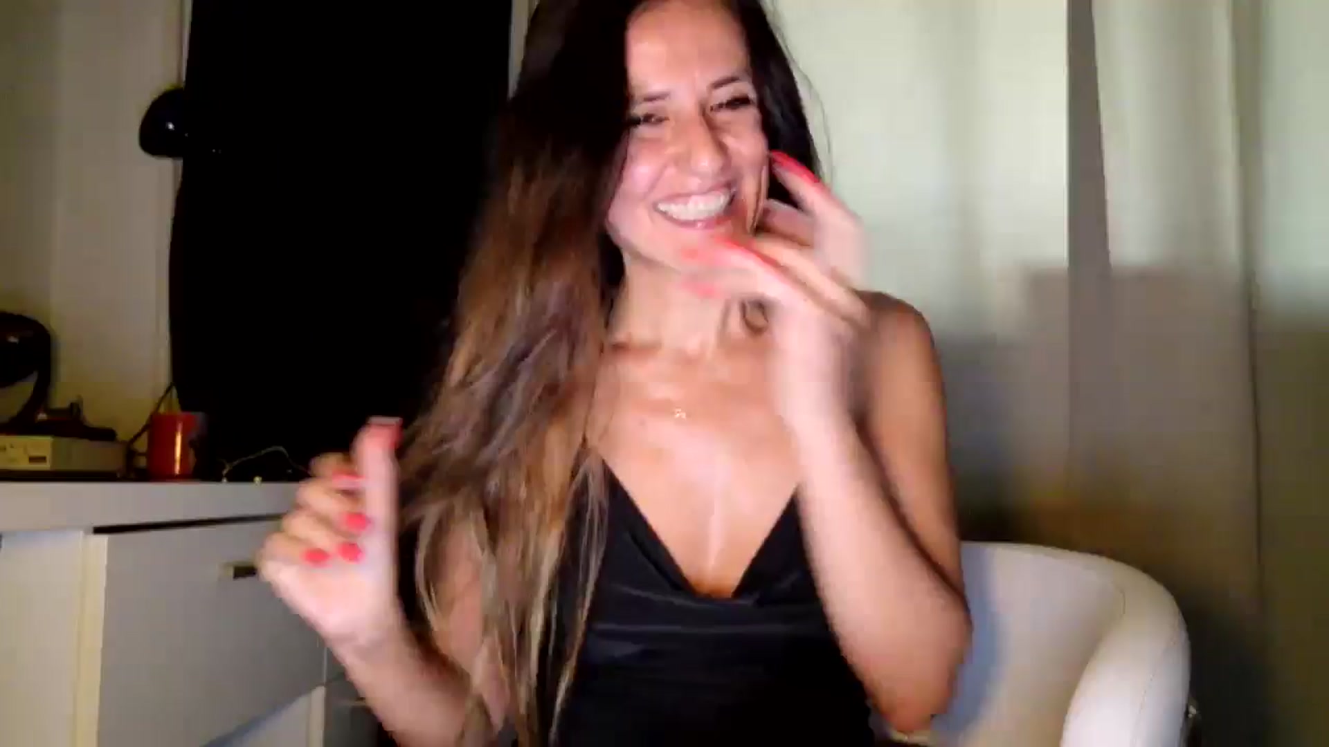 Gallery image thumbnail from DANIELLE's myfreecams stream on, 08/07/2025, 08:18 image 19 of 20