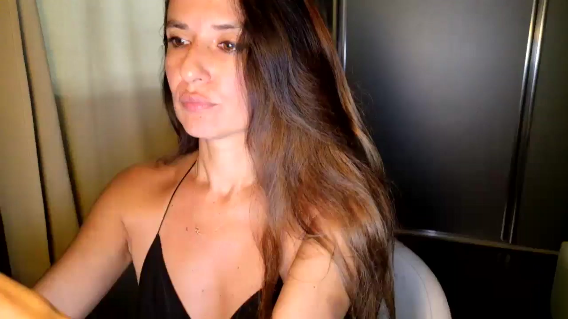 Gallery image thumbnail from DANIELLE's myfreecams stream on, 08/07/2025, 08:18 image 2 of 20
