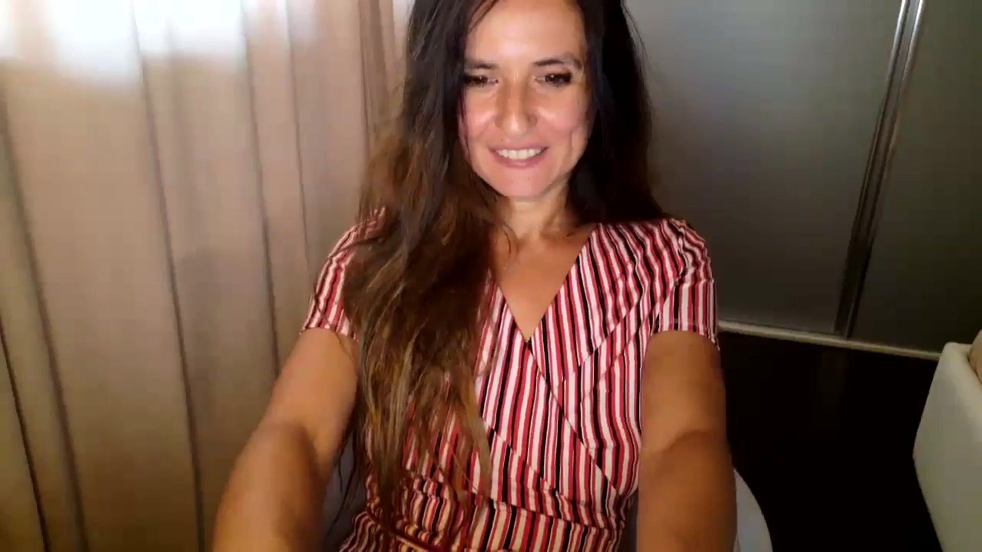 Gallery image thumbnail from DANIELLE's myfreecams stream on, 08/10/2025, 08:30 image 2 of 20