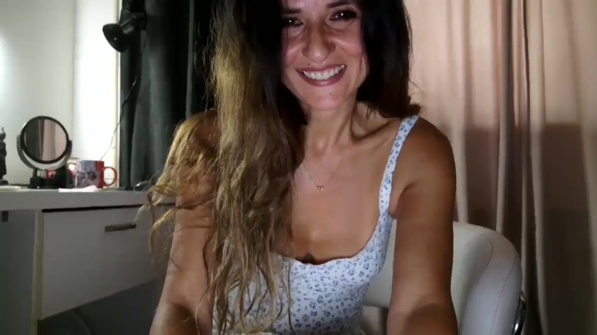 Gallery image thumbnail from DANIELLE's myfreecams stream on, 08/19/2025, 04:35 image 4 of 20