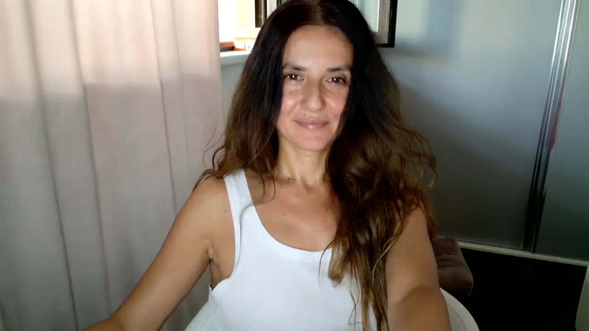 Gallery image thumbnail from DANIELLE's myfreecams stream on, 08/22/2025, 04:49 image 17 of 20
