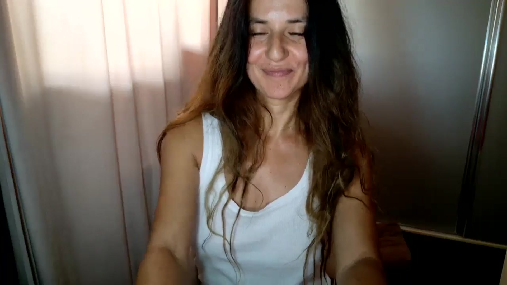 Gallery image thumbnail from DANIELLE's myfreecams stream on, 08/22/2025, 06:09 image 10 of 20