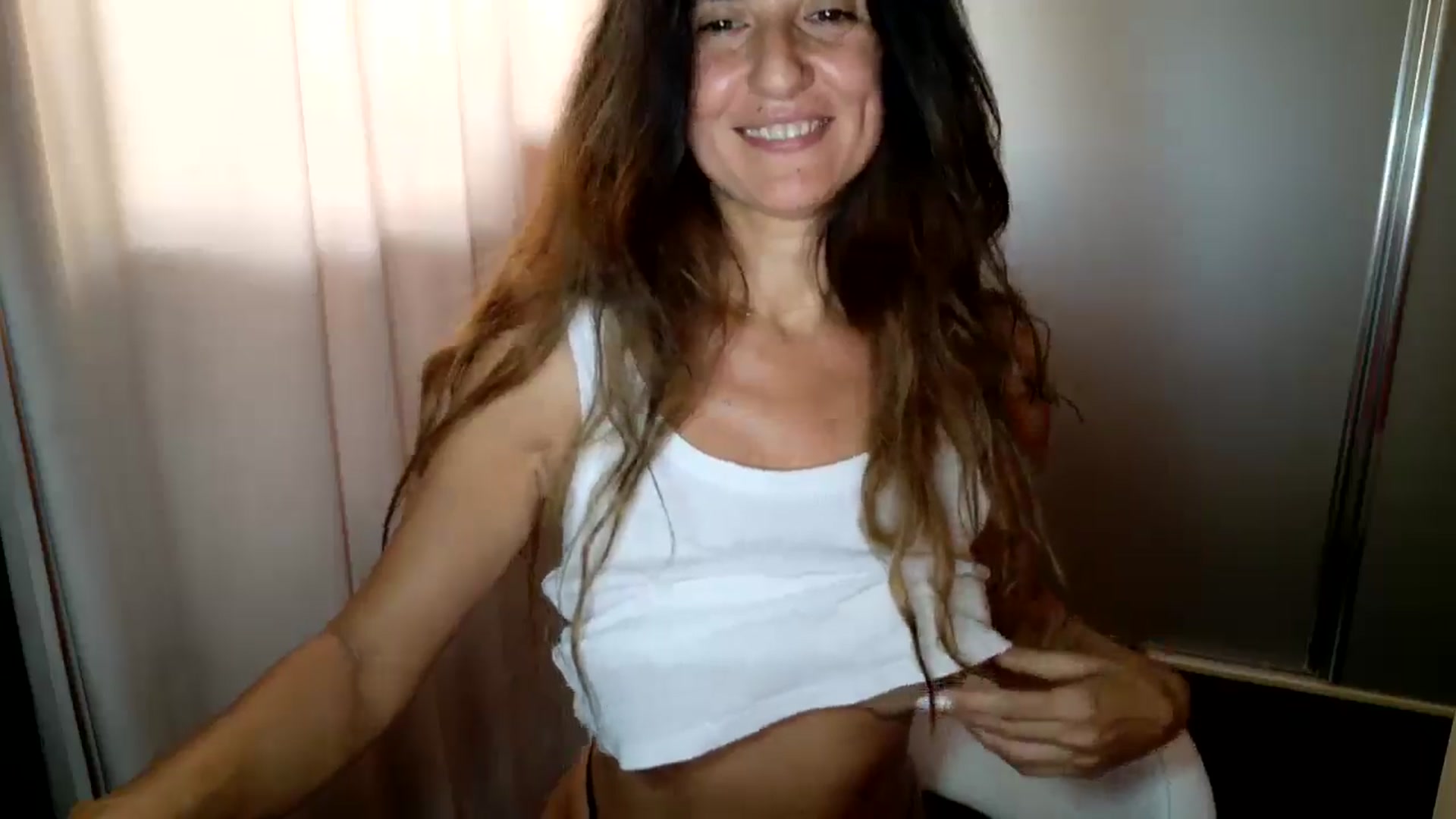 Gallery image thumbnail from DANIELLE's myfreecams stream on, 08/22/2025, 06:09 image 12 of 20