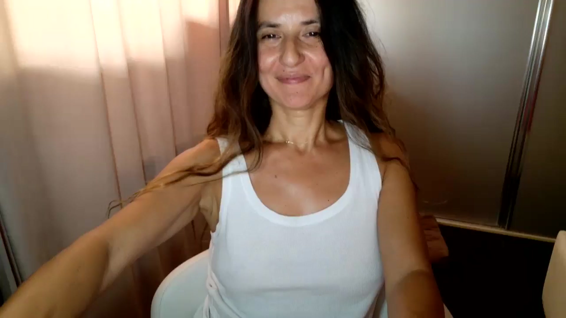 Gallery image thumbnail from DANIELLE's myfreecams stream on, 08/22/2025, 07:15 image 1 of 20