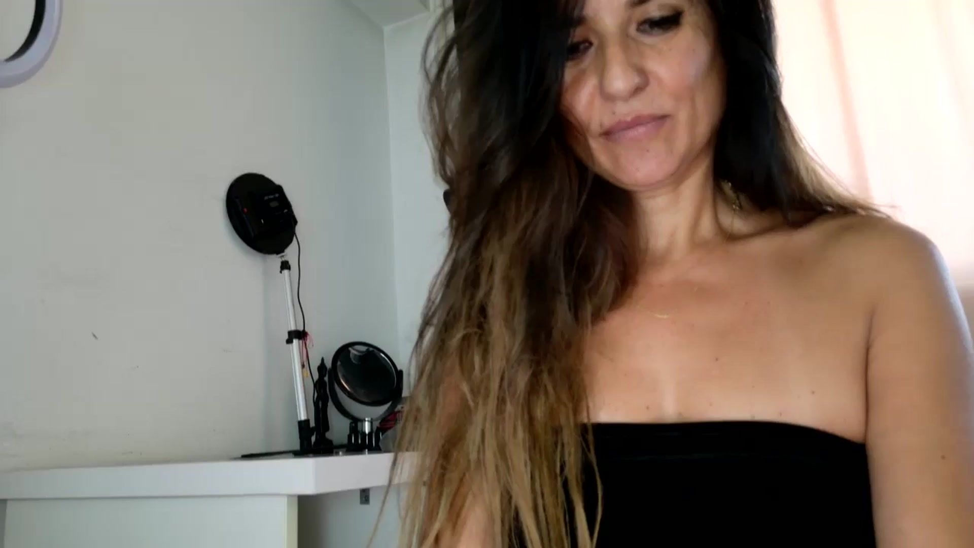 Gallery image thumbnail from DANIELLE's myfreecams stream on, 08/29/2025, 11:06 image 11 of 20