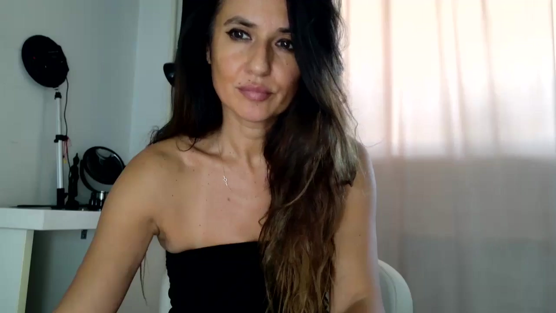 Gallery image thumbnail from DANIELLE's myfreecams stream on, 08/29/2025, 11:06 image 2 of 20