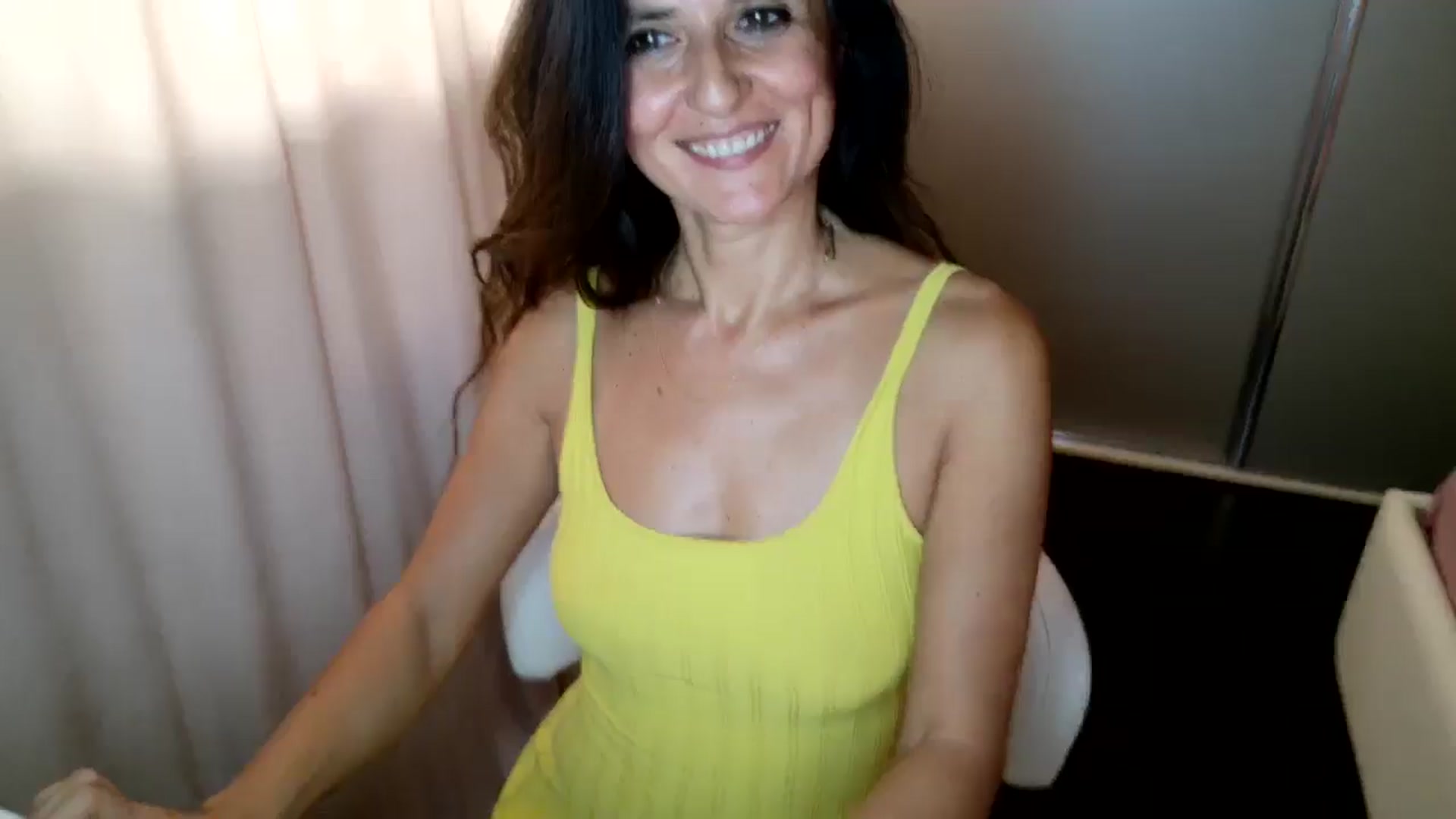 Gallery image thumbnail from DANIELLE's myfreecams stream on, 08/31/2025, 07:43 image 13 of 20