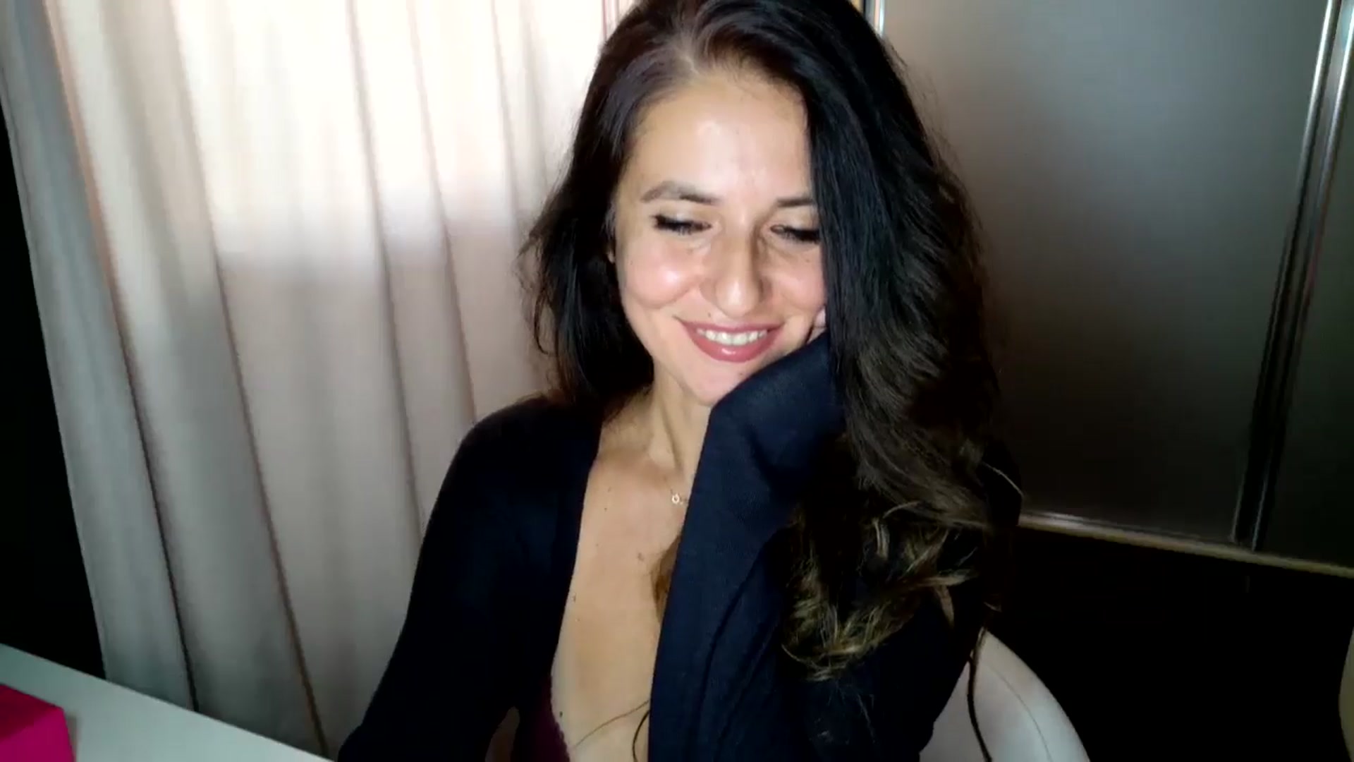 Gallery image thumbnail from DANIELLE's myfreecams stream on, 09/01/2025, 05:07 image 2 of 20