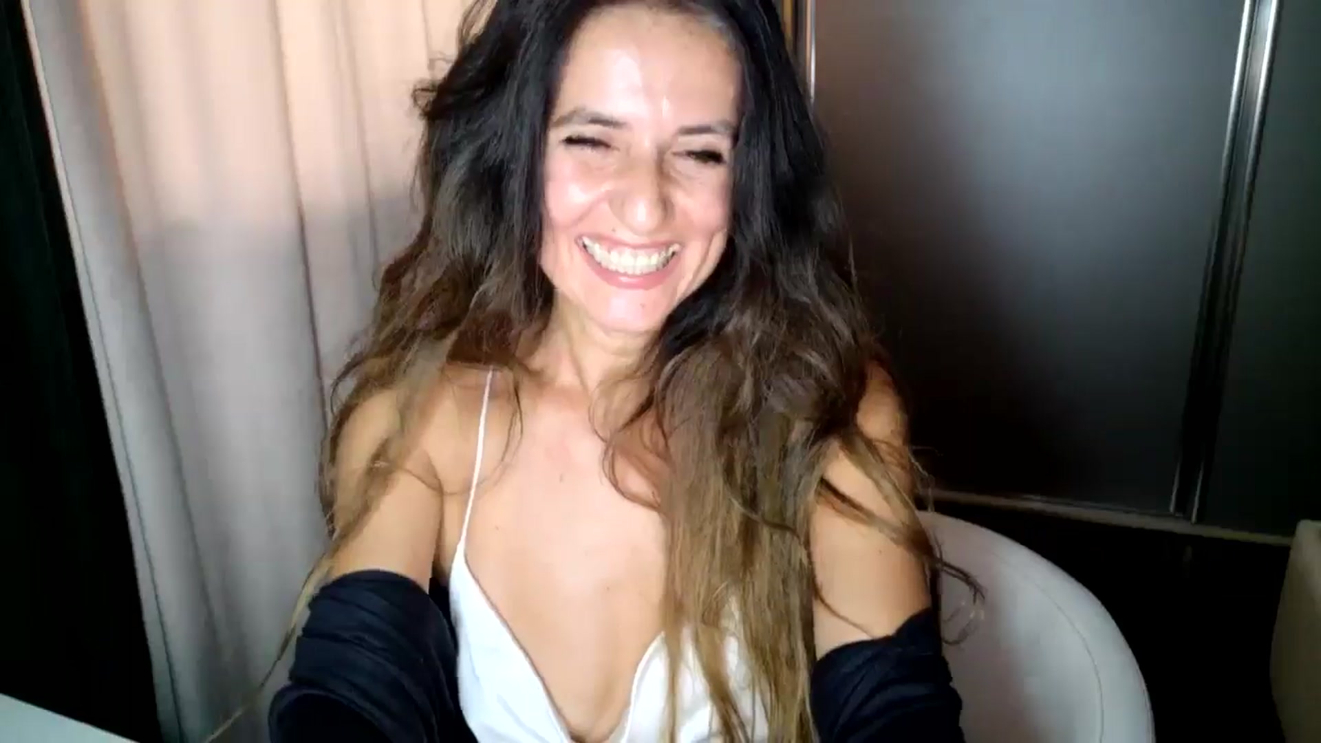Gallery image thumbnail from DANIELLE's myfreecams stream on, 09/13/2025, 05:06 image 10 of 20