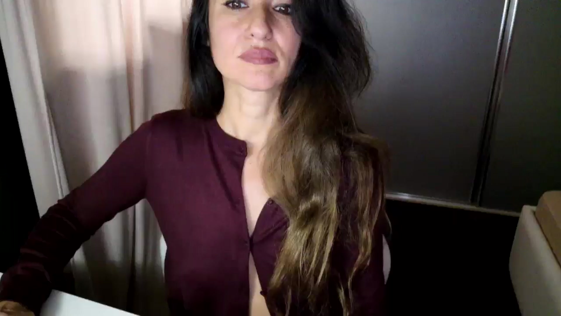 Gallery image thumbnail from DANIELLE's myfreecams stream on, 09/17/2025, 05:28 image 8 of 20