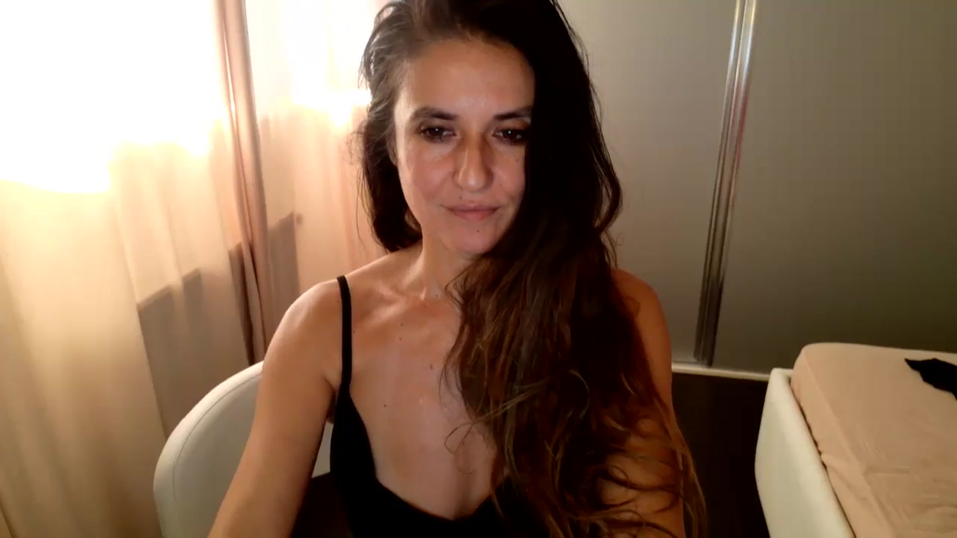 Gallery image thumbnail from DANIELLE's myfreecams stream on, 09/22/2025, 13:33 image 7 of 20