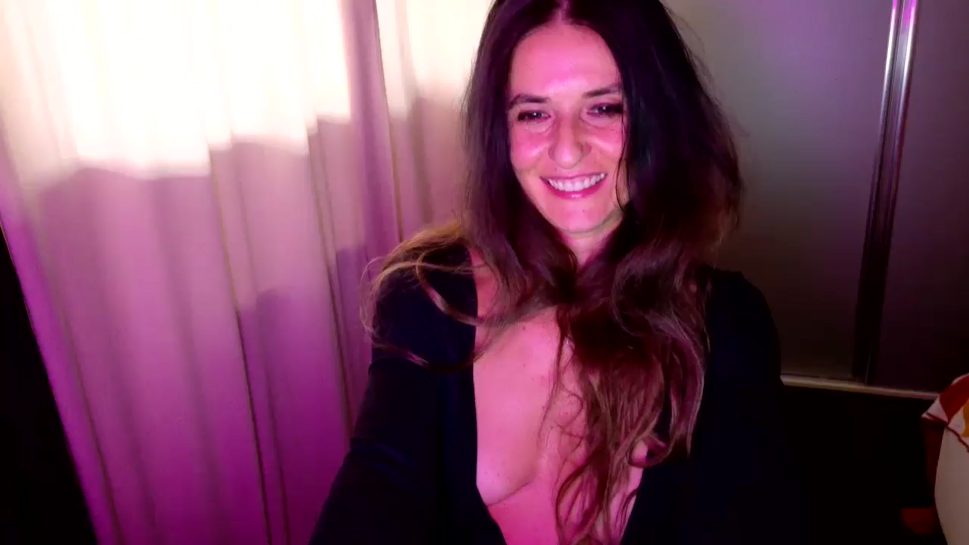 Gallery image thumbnail from DANIELLE's myfreecams stream on, 09/30/2025, 09:18 image 3 of 20