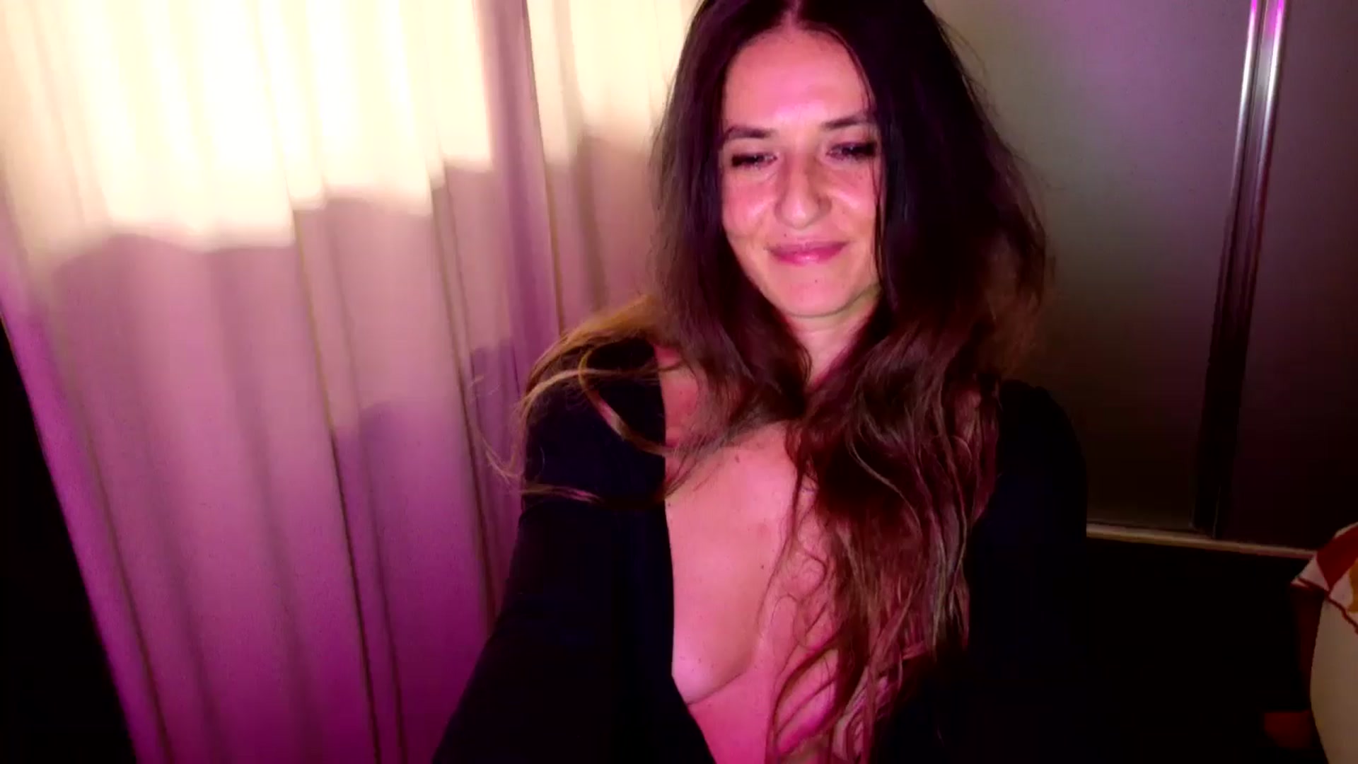 Gallery image thumbnail from DANIELLE's myfreecams stream on, 09/30/2025, 09:18 image 4 of 20