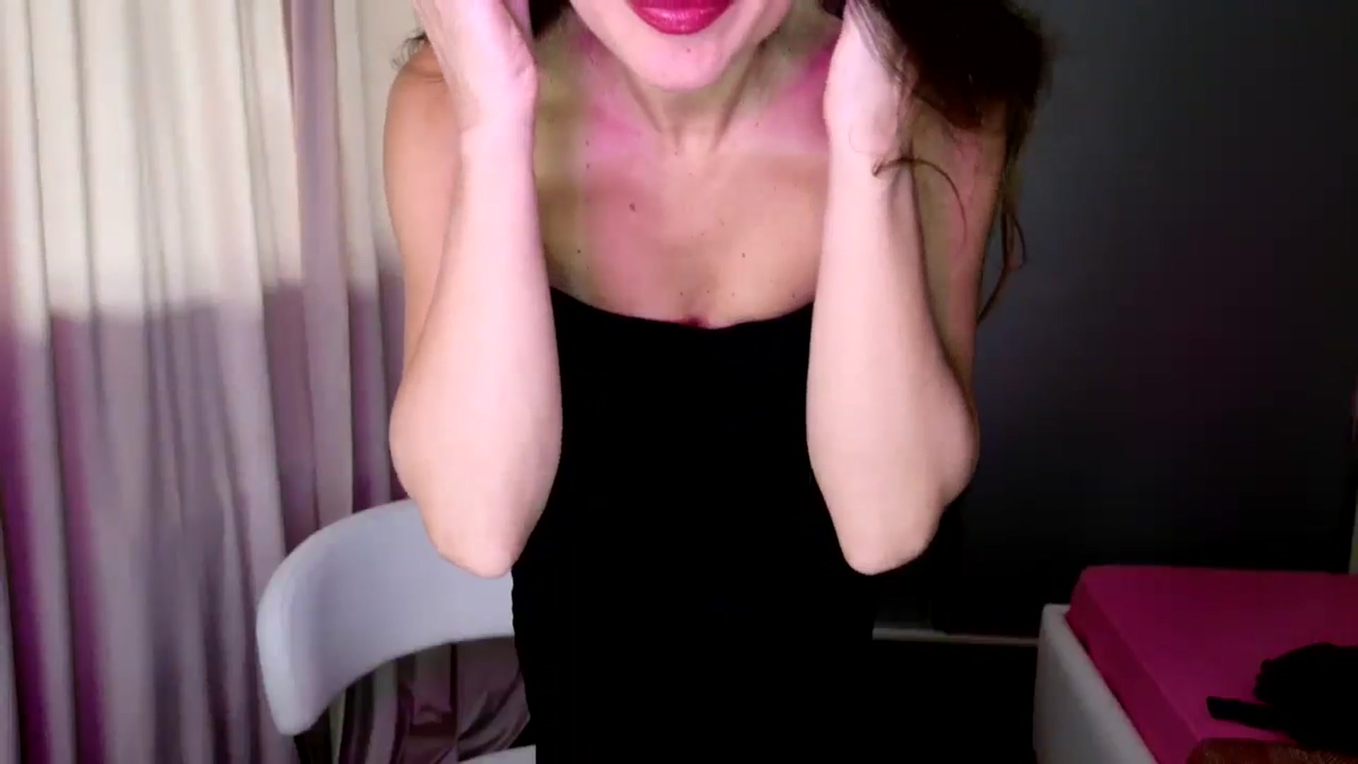 Gallery image thumbnail from DANIELLE's myfreecams stream on, 10/07/2025, 06:56 image 15 of 20