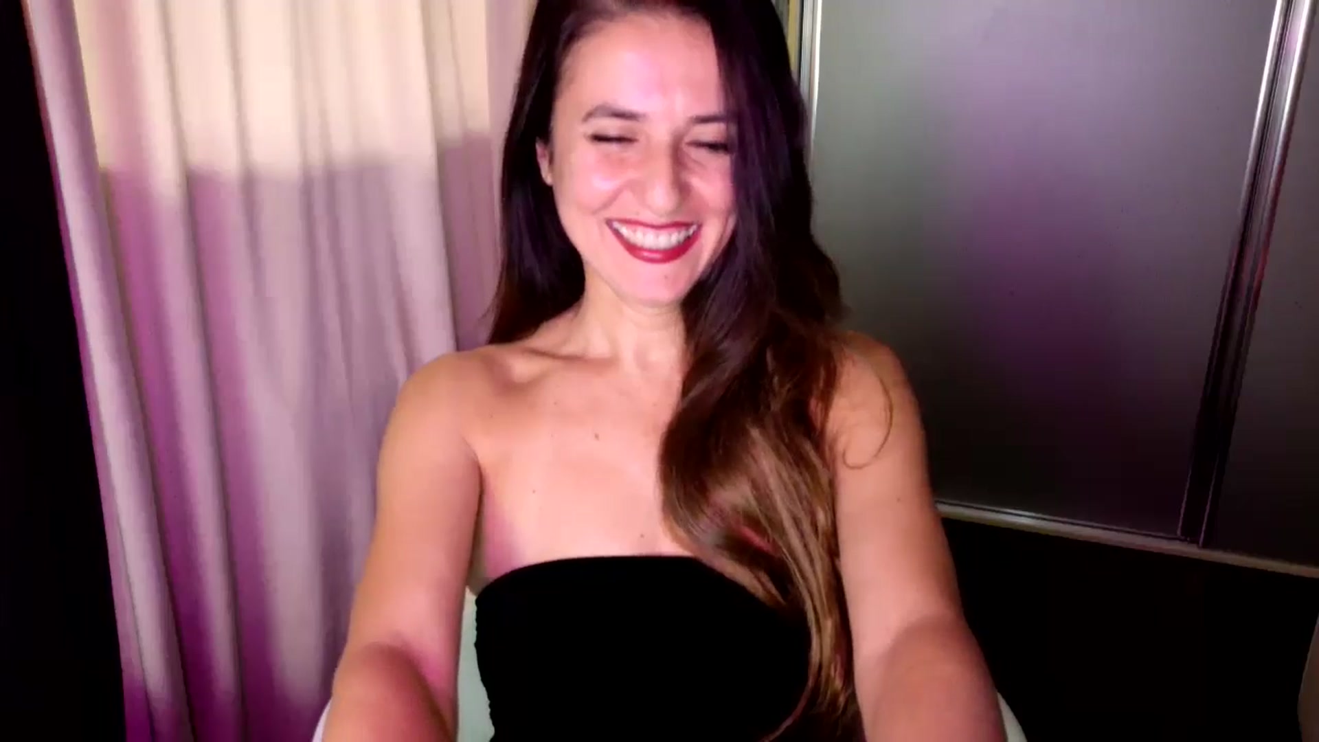 Gallery image thumbnail from DANIELLE's myfreecams stream on, 10/07/2025, 06:56 image 7 of 20