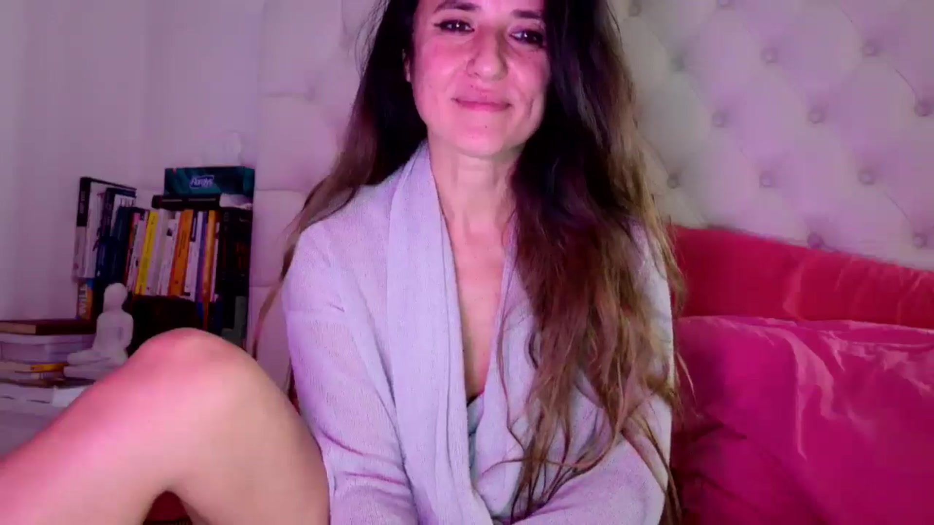 Gallery image thumbnail from DANIELLE's myfreecams stream on, 10/09/2025, 07:30 image 15 of 20
