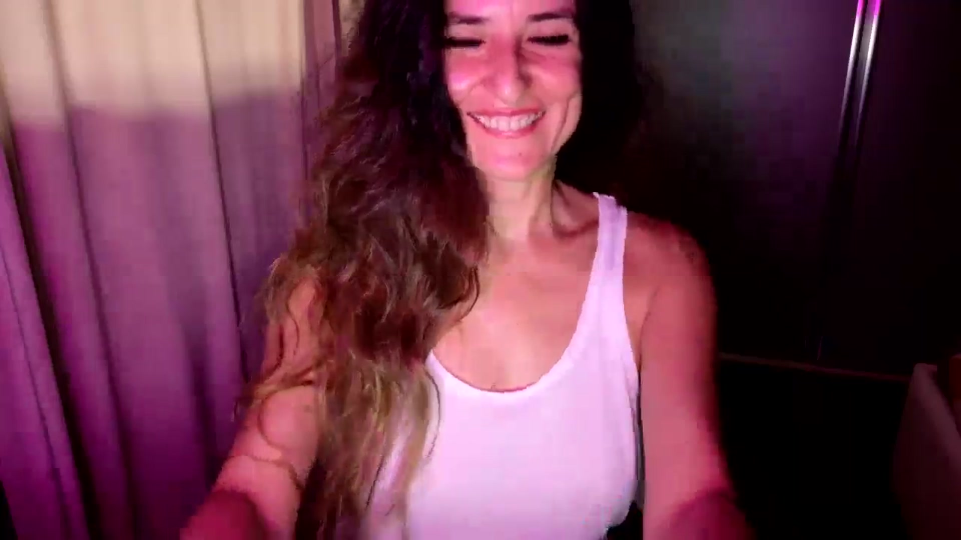 Gallery image thumbnail from DANIELLE's myfreecams stream on, 10/11/2025, 06:08 image 14 of 20