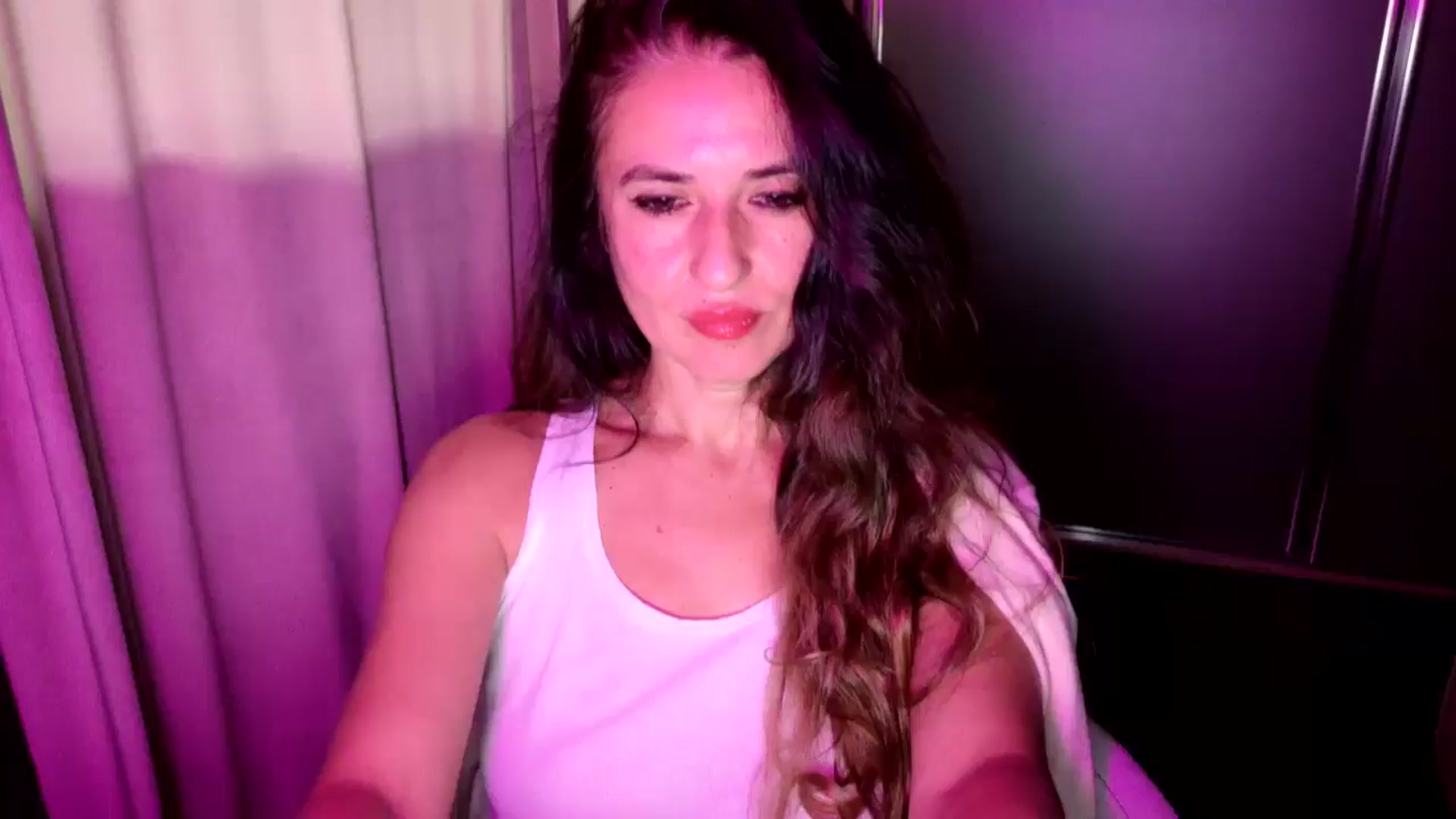 Gallery image thumbnail from DANIELLE's myfreecams stream on, 10/11/2025, 06:08 image 1 of 20