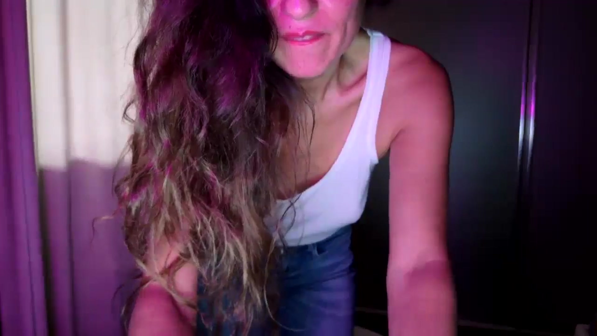 Gallery image thumbnail from DANIELLE's myfreecams stream on, 10/11/2025, 06:08 image 19 of 20