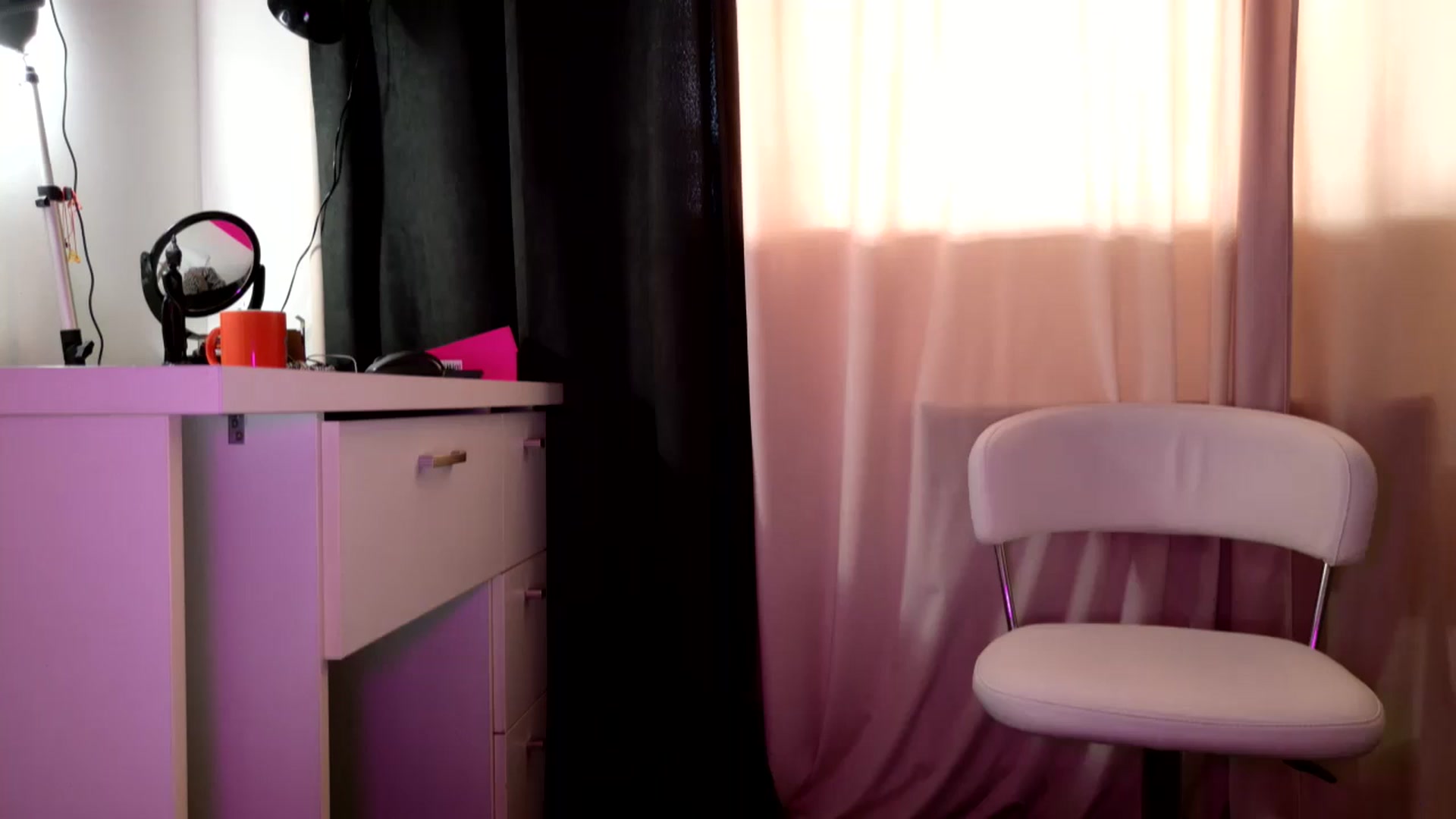 Gallery image thumbnail from DANIELLE's myfreecams stream on, 10/12/2025, 08:44 image 9 of 20