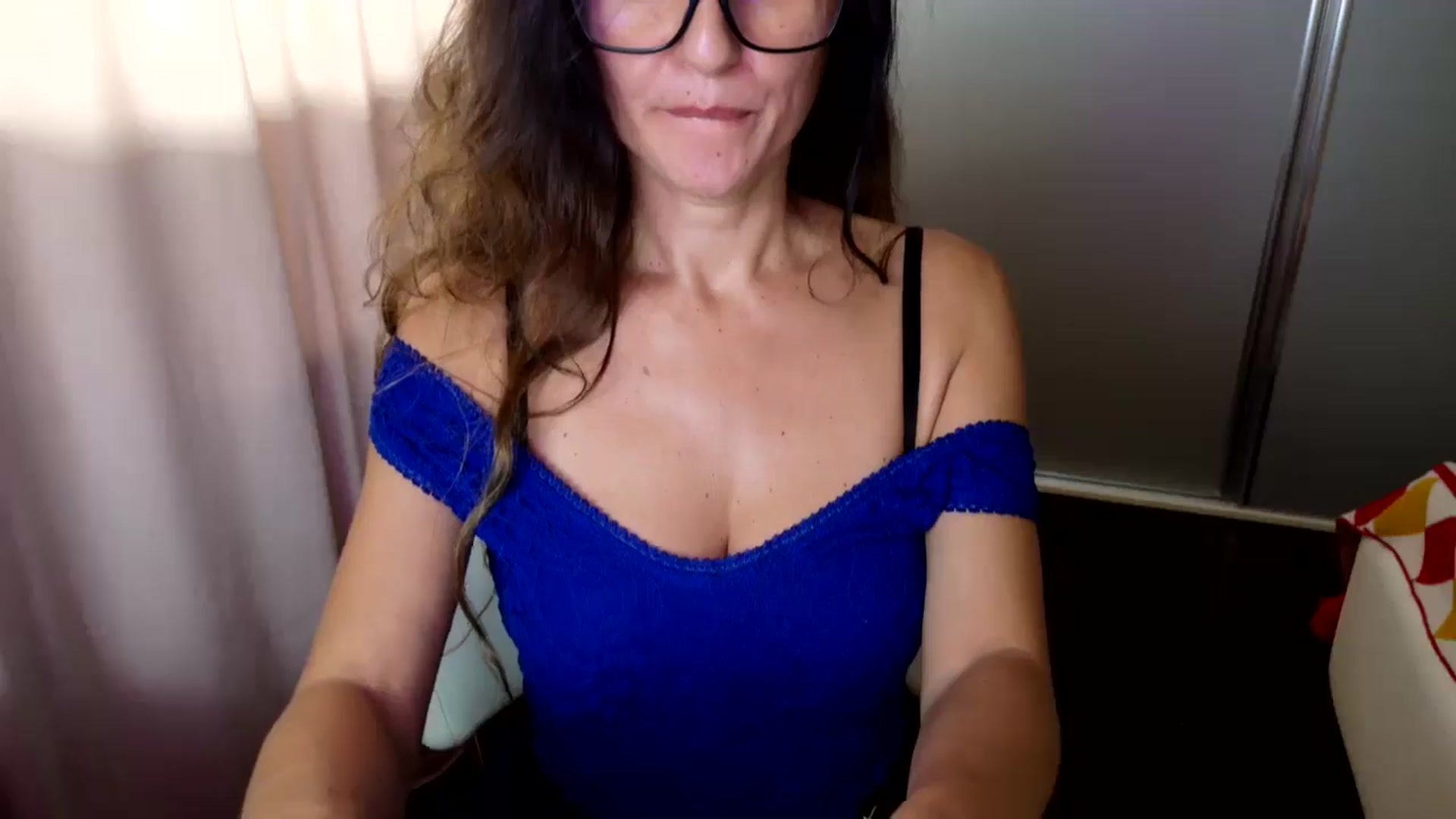 Gallery image thumbnail from DANIELLE's myfreecams stream on, 10/14/2025, 08:05 image 9 of 20