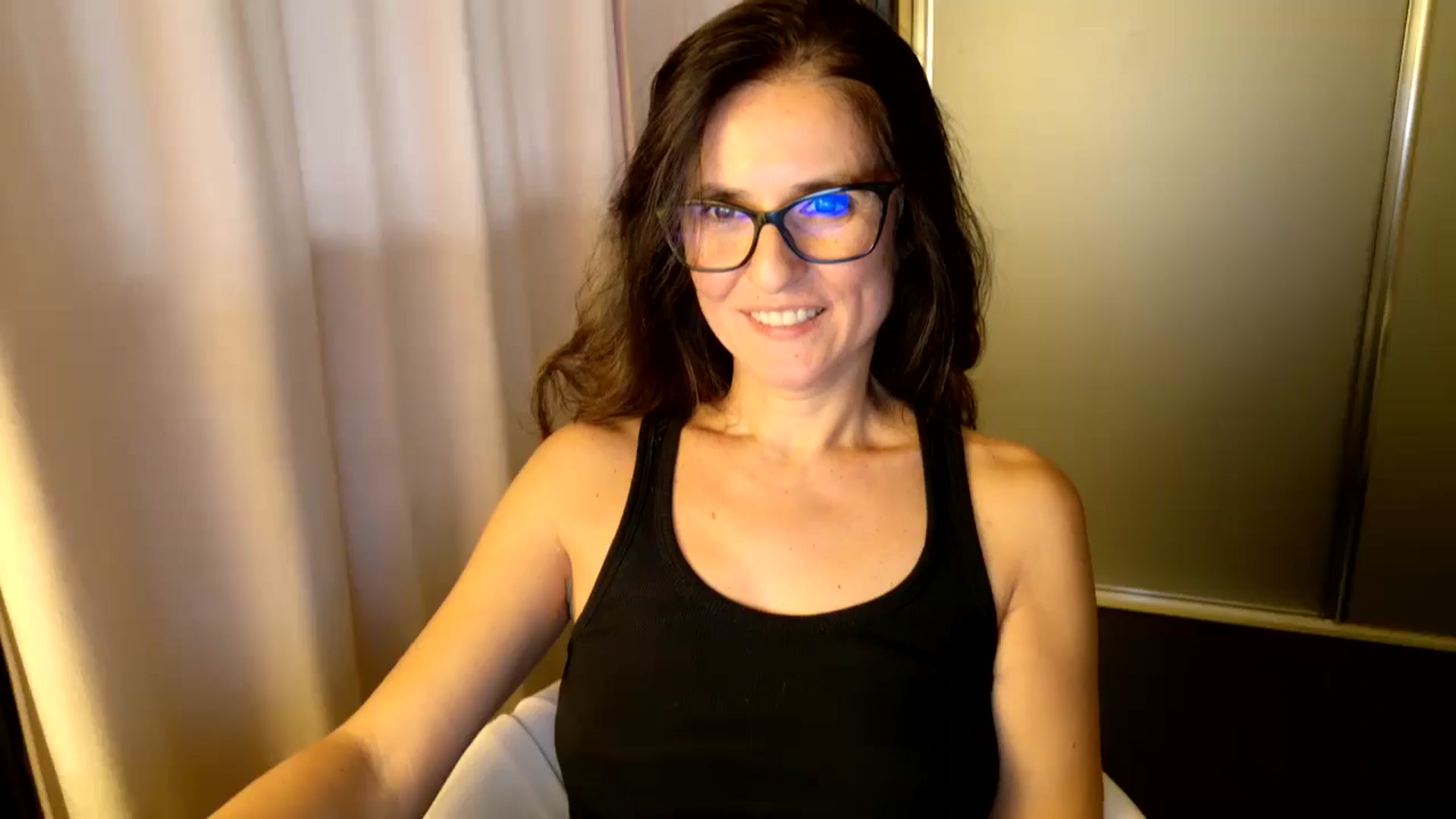 Gallery image thumbnail from DANIELLE's myfreecams stream on, 10/18/2025, 05:49 image 6 of 20