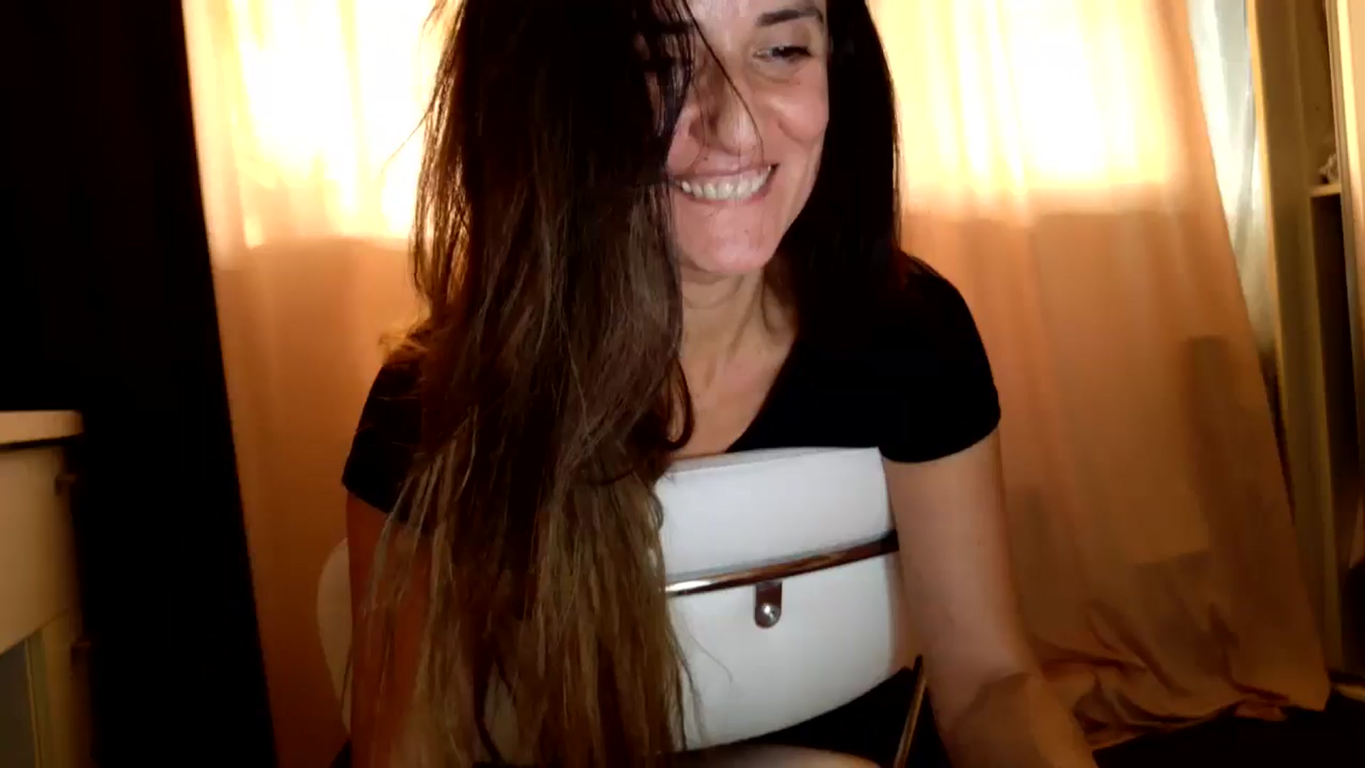 Gallery image thumbnail from DANIELLE's myfreecams stream on, 10/21/2025, 14:25 image 3 of 20