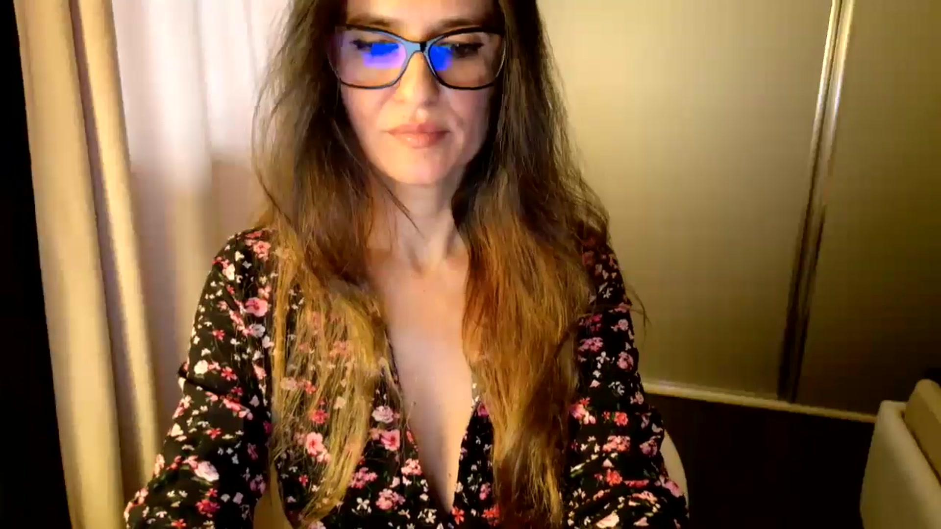 Gallery image thumbnail from DANIELLE's myfreecams stream on, 10/27/2025, 07:37 image 10 of 20