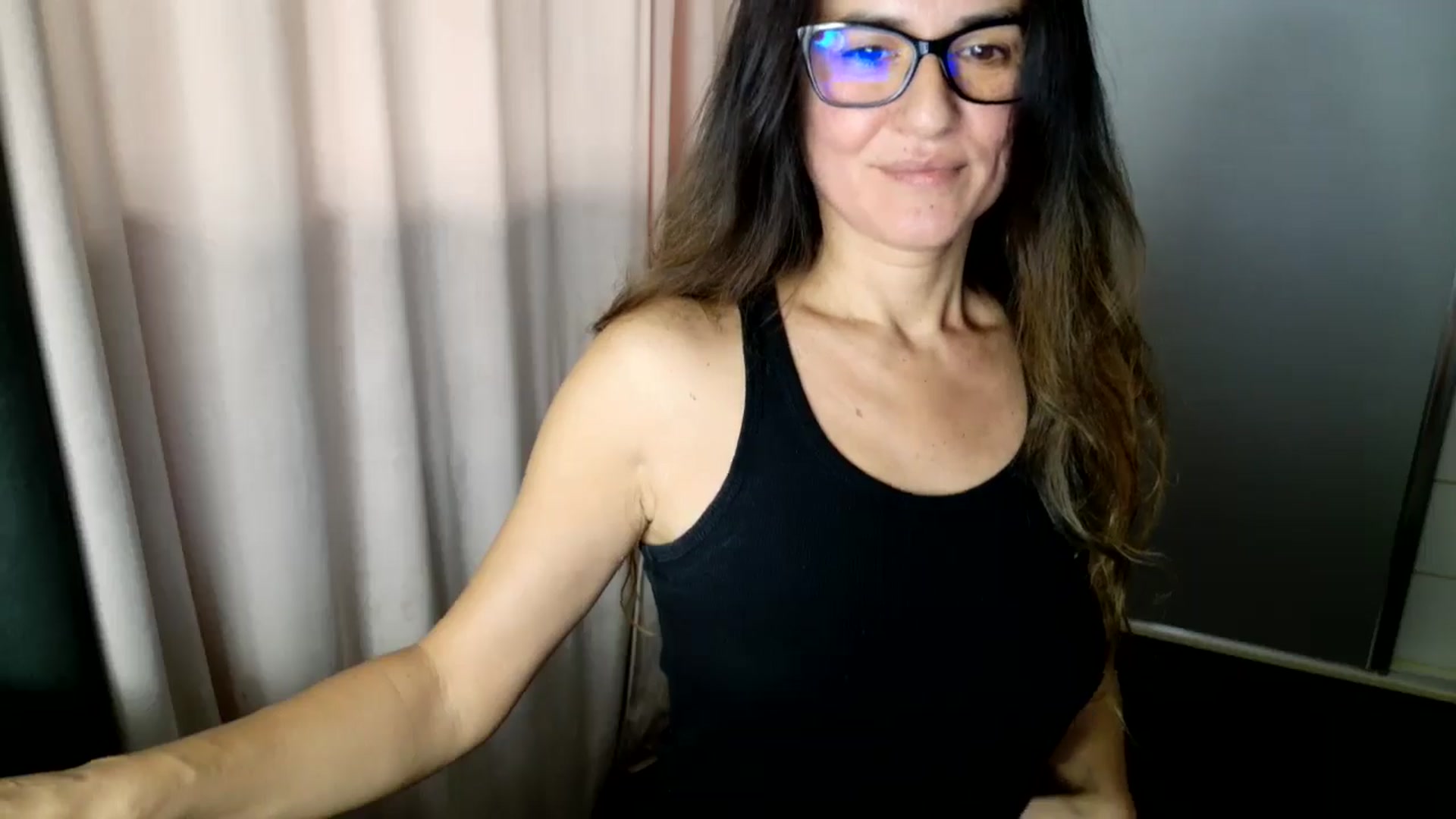 Gallery image thumbnail from DANIELLE's myfreecams stream on, 11/08/2025, 10:24 image 2 of 20