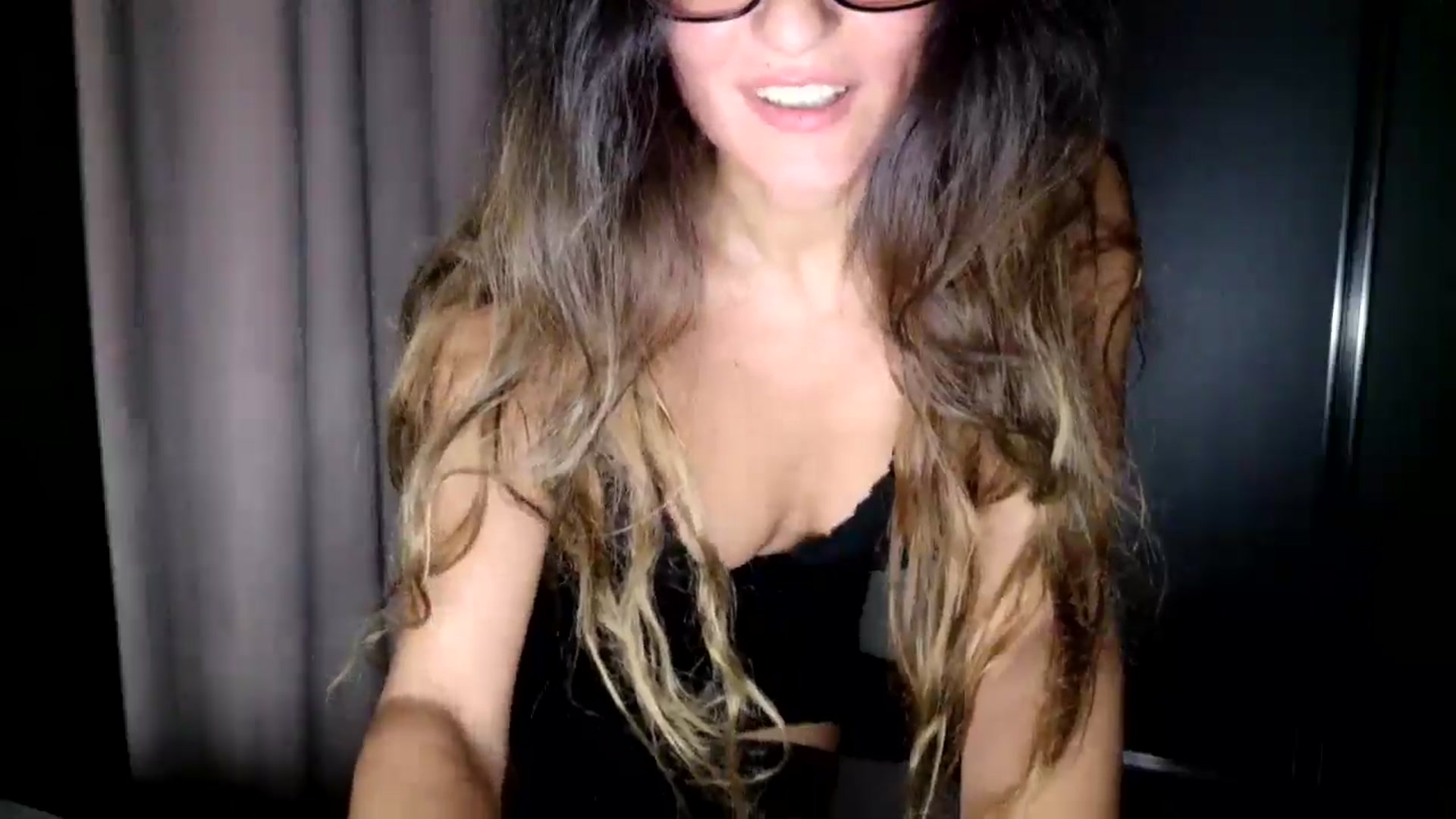 Gallery image thumbnail from DANIELLE's myfreecams stream on, 11/13/2025, 21:16 image 4 of 20