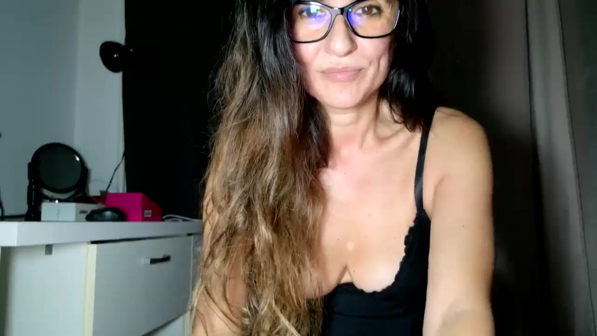 Gallery image thumbnail from DANIELLE's myfreecams stream on, 11/13/2025, 22:03 image 6 of 20