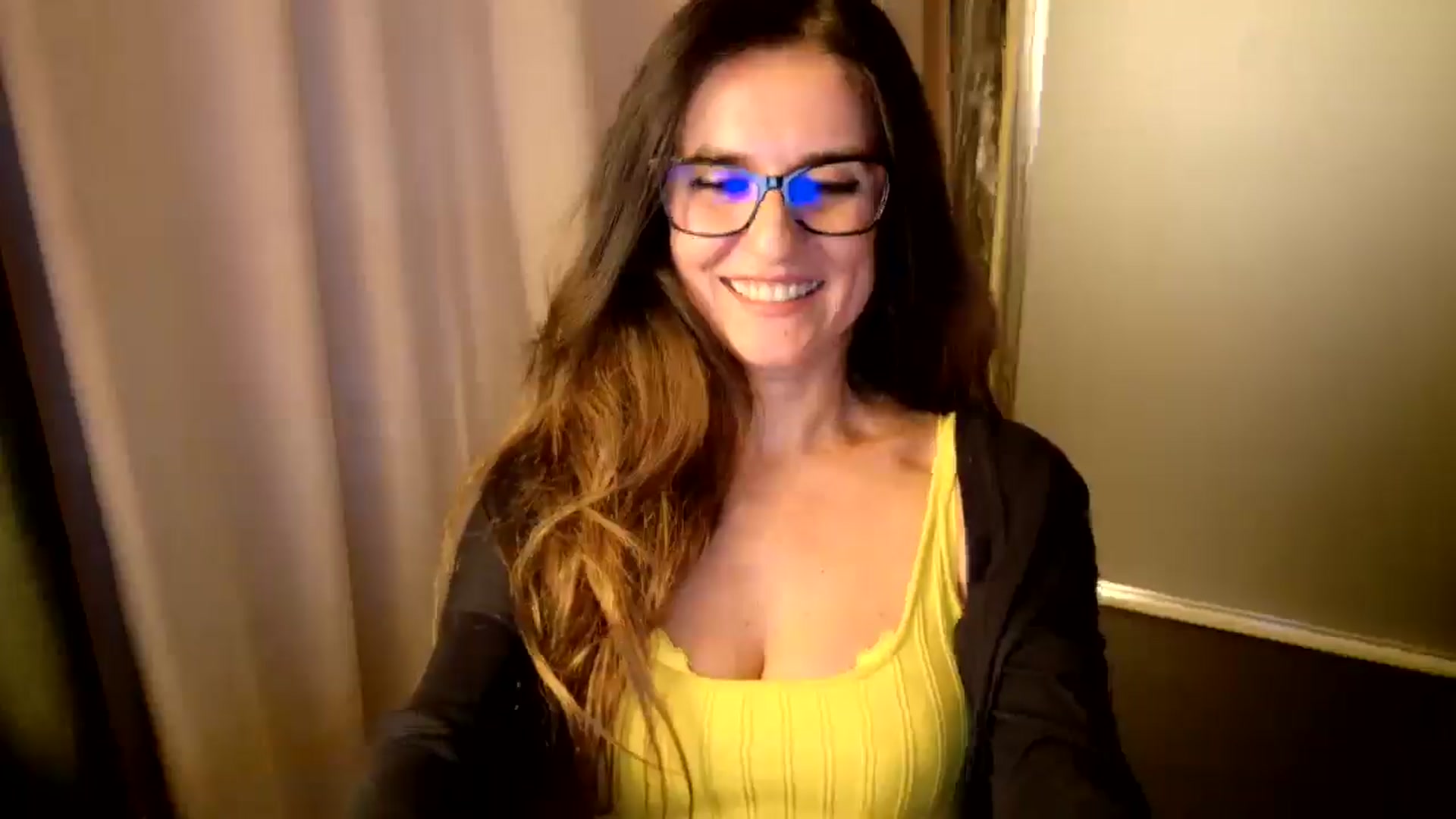 Gallery image thumbnail from DANIELLE's myfreecams stream on, 11/18/2025, 07:49 image 5 of 20
