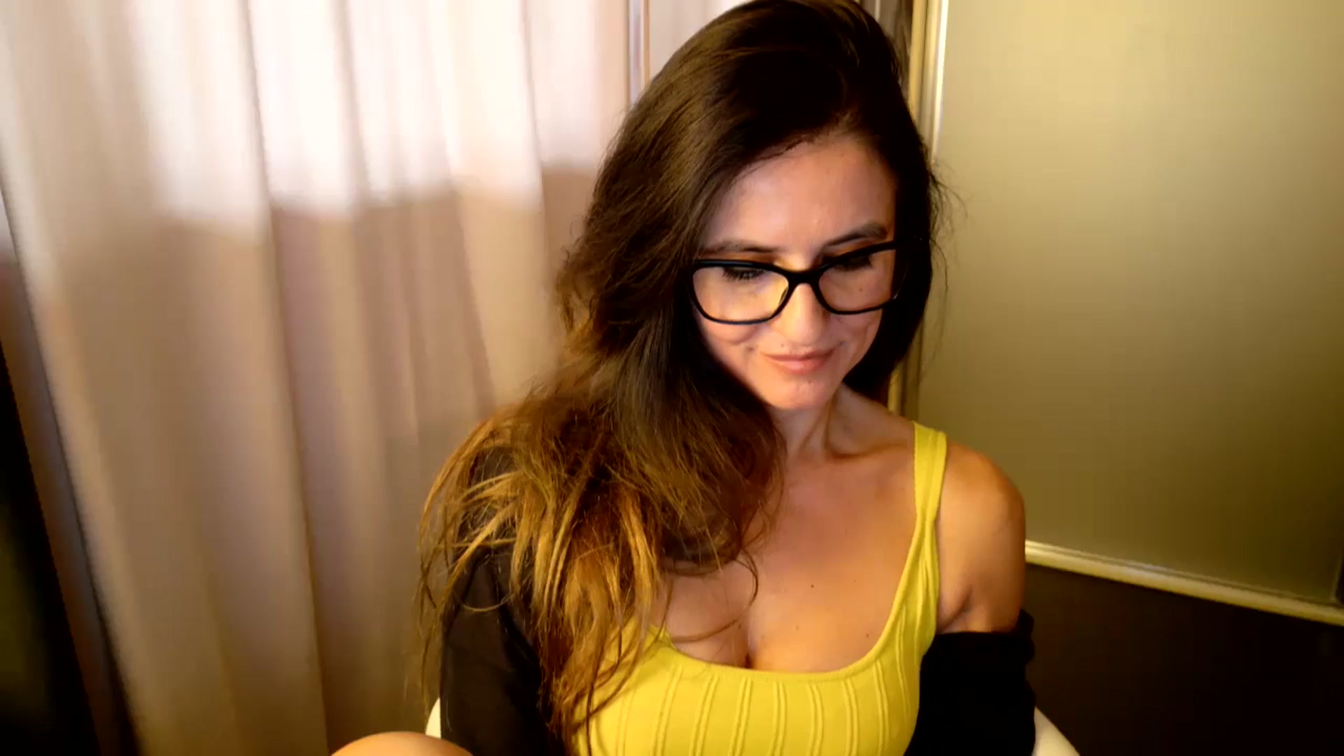 Gallery image thumbnail from DANIELLE's myfreecams stream on, 11/18/2025, 07:49 image 16 of 20