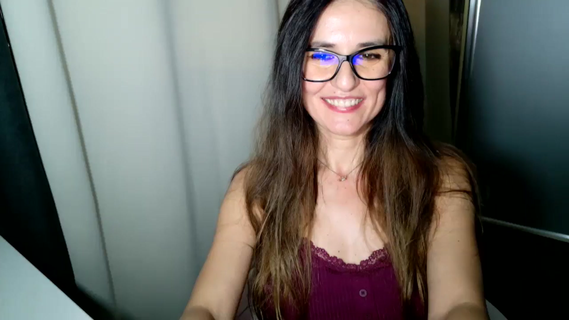 Gallery image thumbnail from DANIELLE's myfreecams stream on, 12/04/2025, 08:14 image 6 of 20