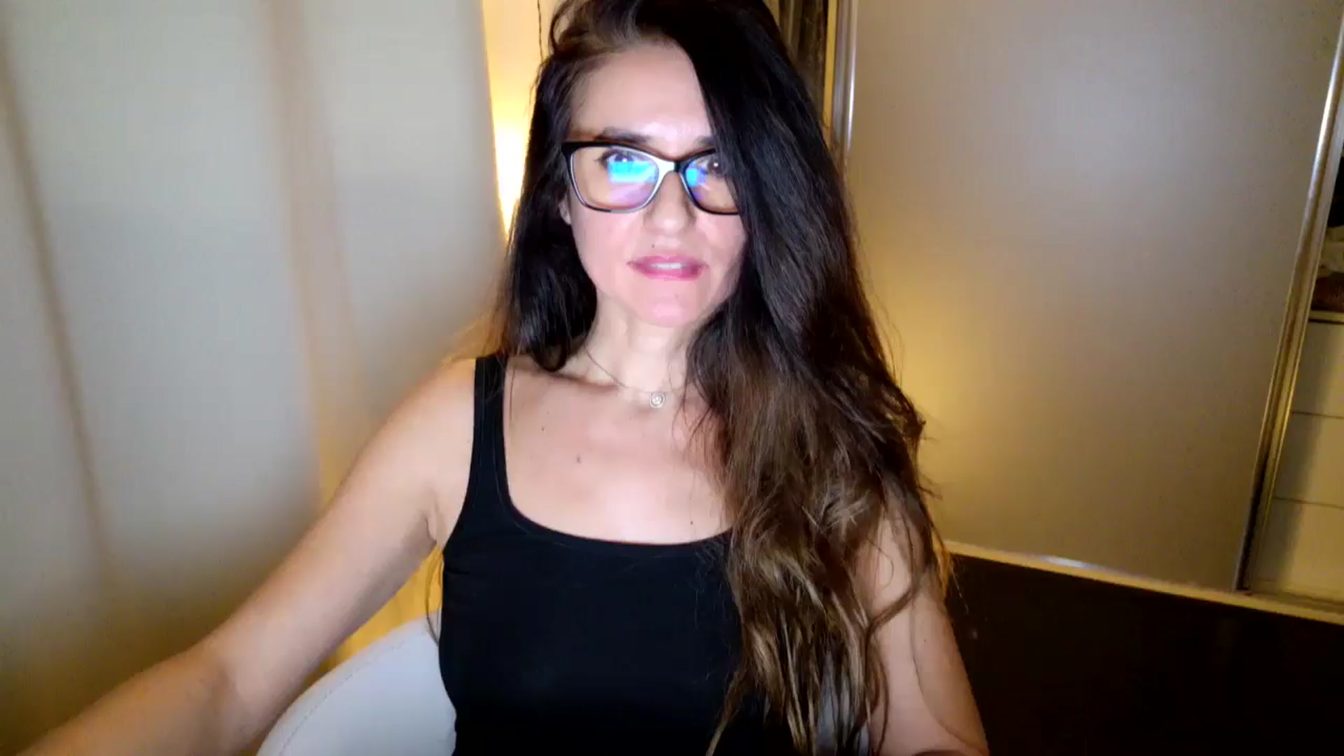 Gallery image thumbnail from DANIELLE's myfreecams stream on, 12/08/2025, 08:21 image 17 of 20