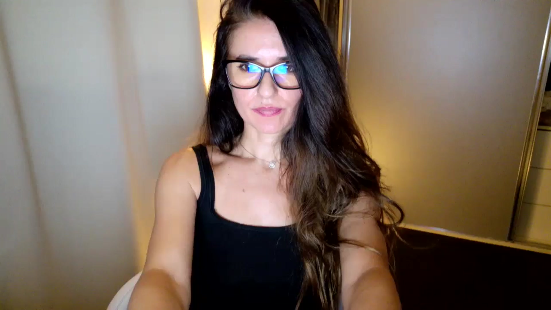 Gallery image thumbnail from DANIELLE's myfreecams stream on, 12/08/2025, 08:21 image 10 of 20