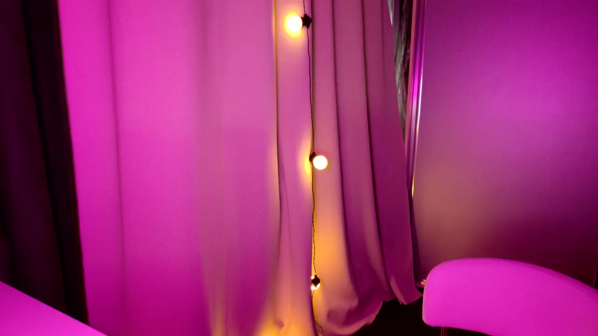 Gallery image thumbnail from DANIELLE's myfreecams stream on, 12/22/2025, 07:37 image 8 of 20