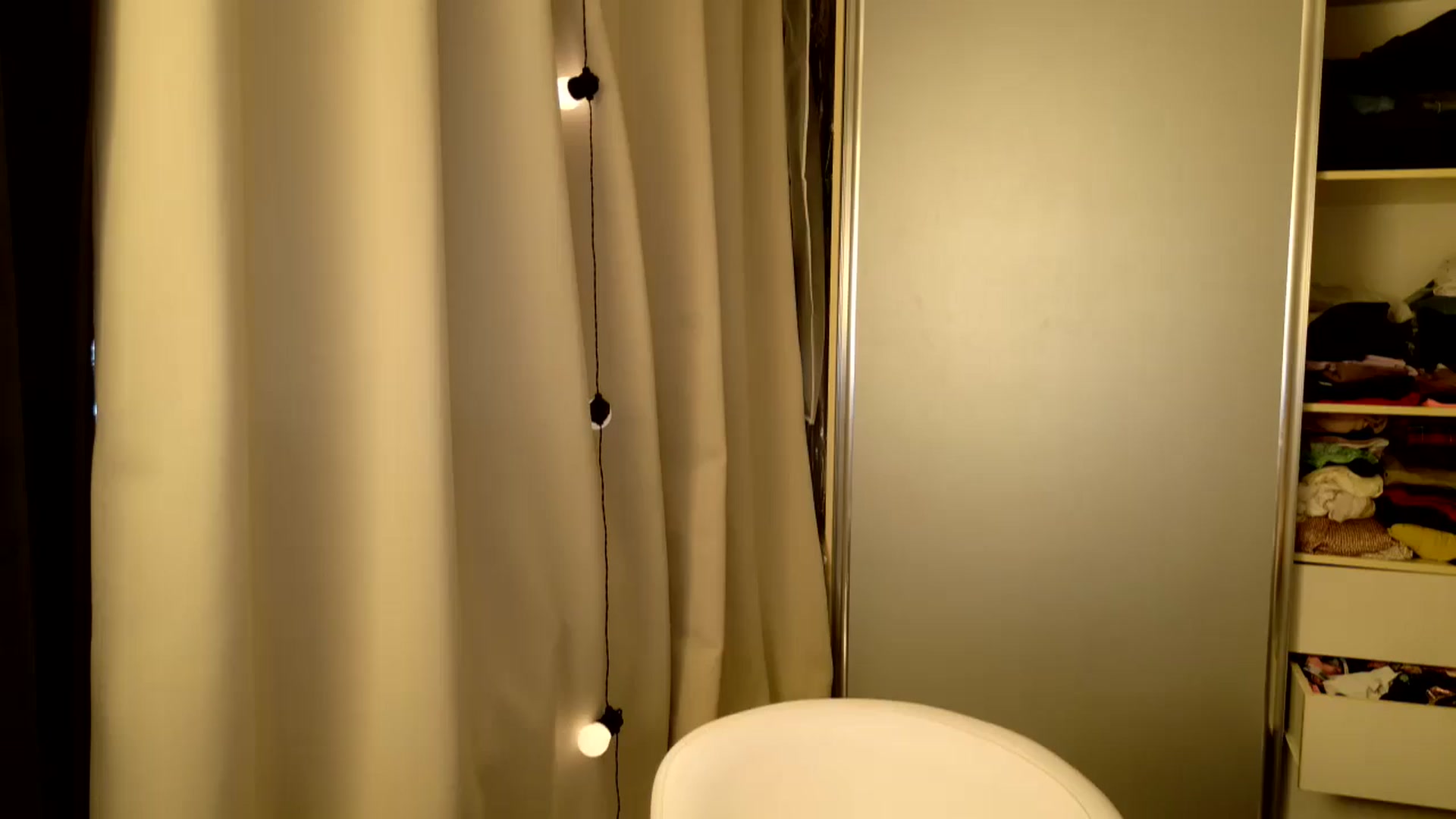 Gallery image thumbnail from DANIELLE's myfreecams stream on, 01/04/2026, 08:08 image 18 of 20