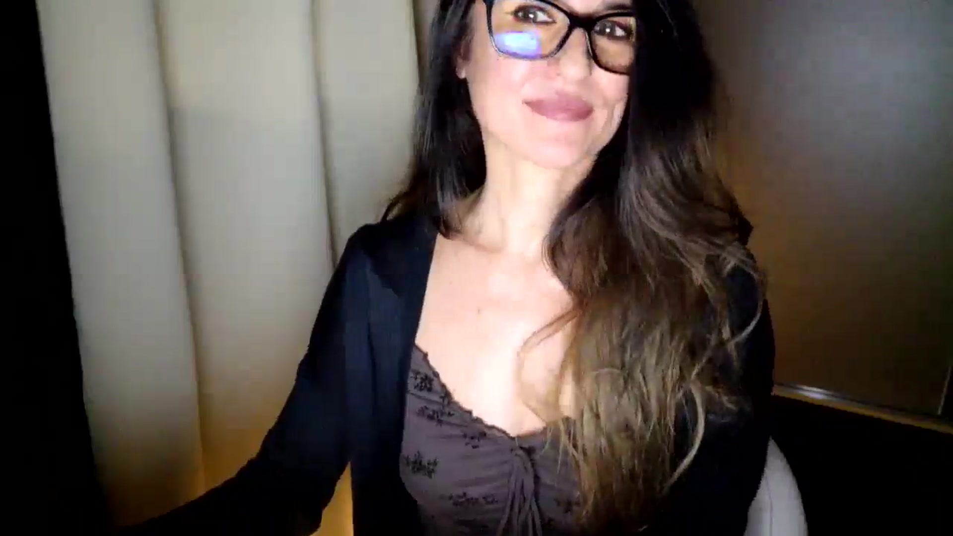 Gallery image thumbnail from DANIELLE's myfreecams stream on, 01/05/2026, 08:19 image 17 of 20