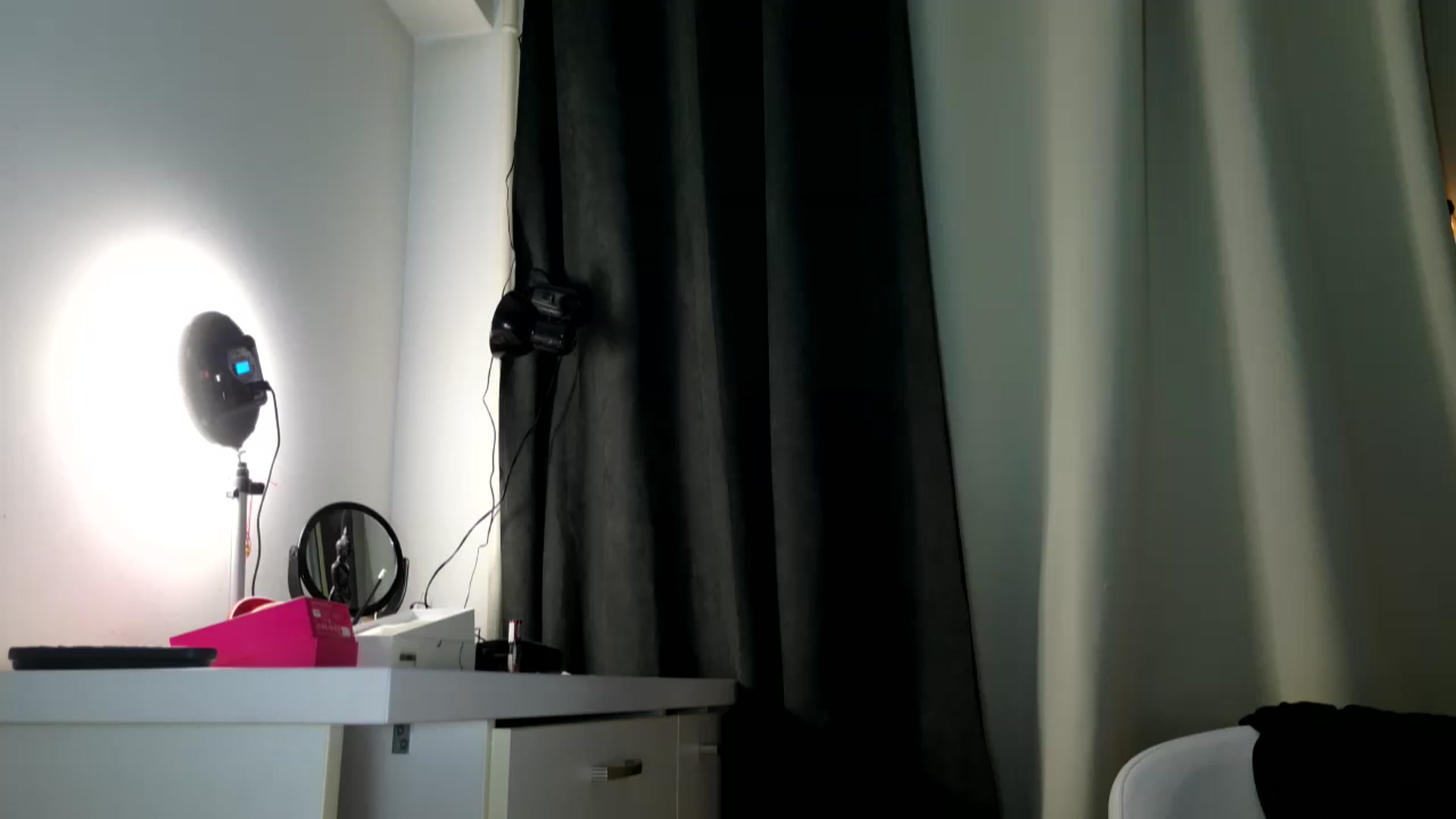 Gallery image thumbnail from DANIELLE's myfreecams stream on, 01/06/2026, 21:18 image 15 of 20