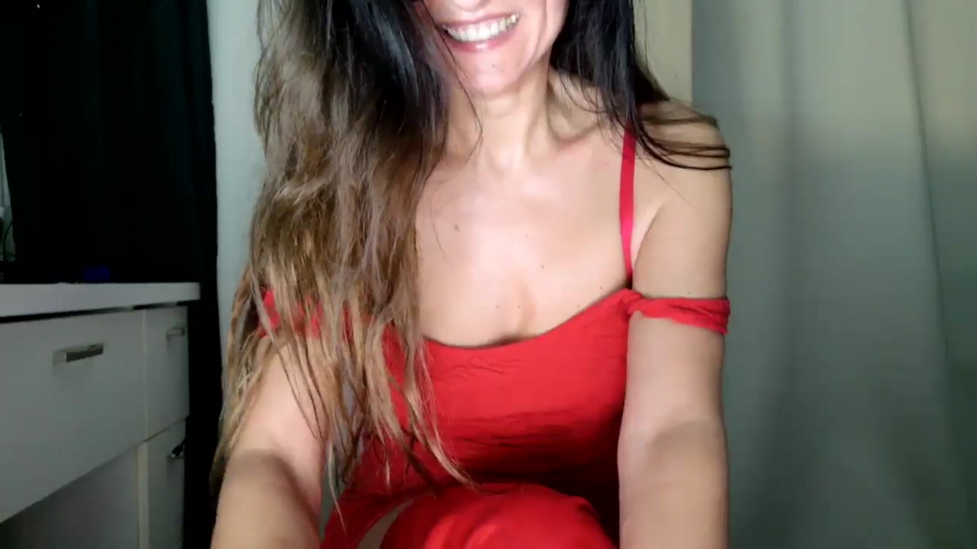 Gallery image thumbnail from DANIELLE's myfreecams stream on, 01/21/2026, 07:07 image 16 of 20