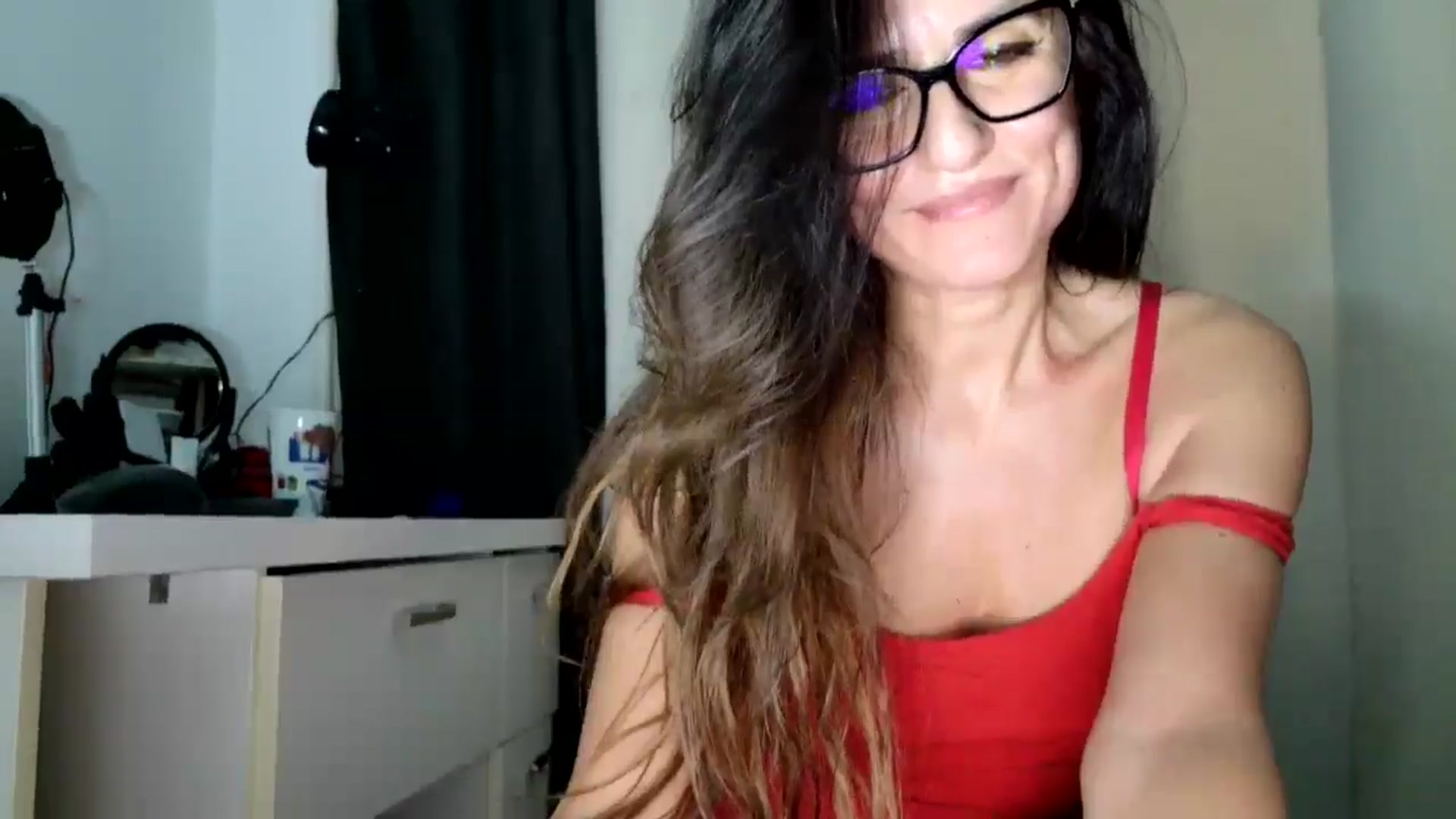Gallery image thumbnail from DANIELLE's myfreecams stream on, 01/21/2026, 07:07 image 6 of 20